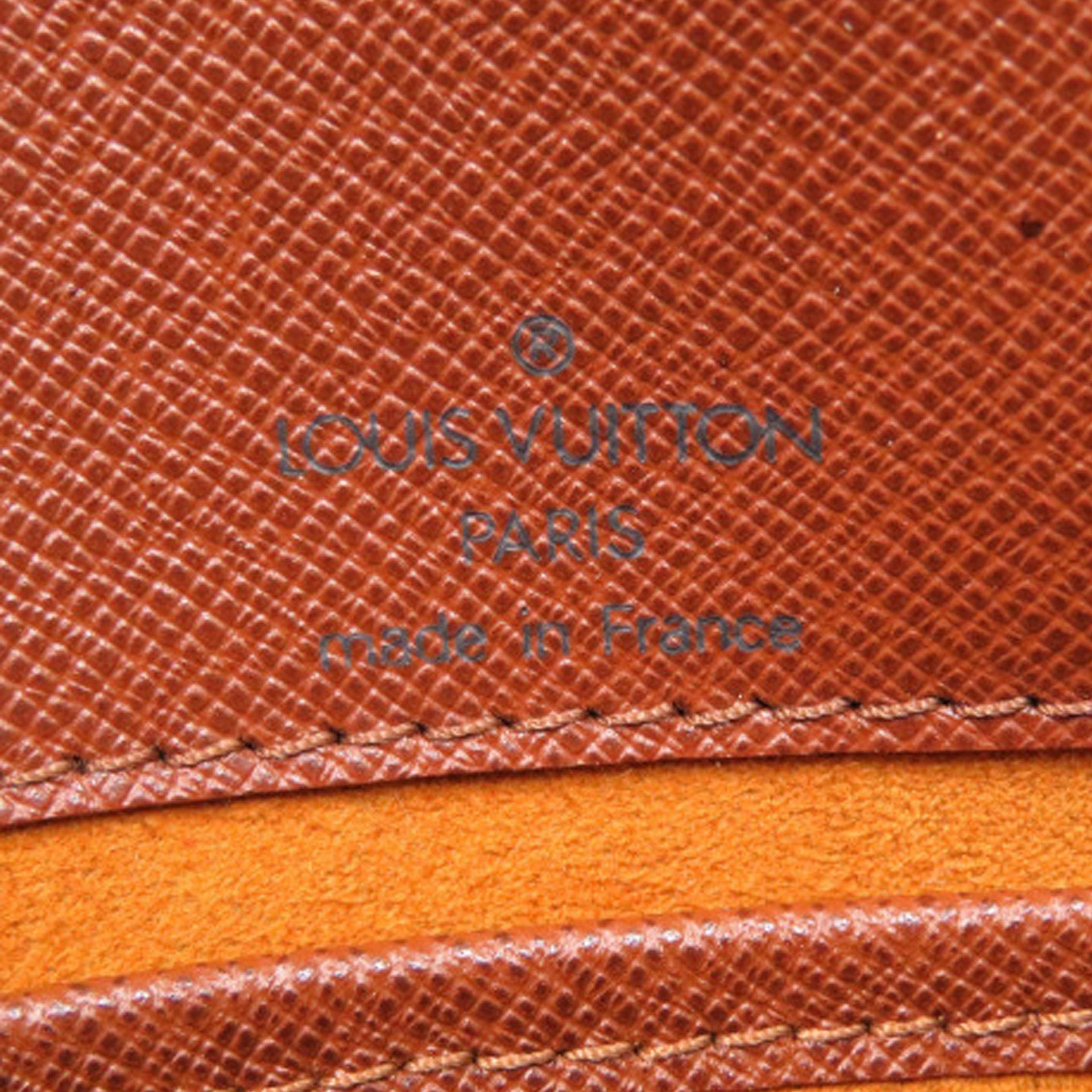 Louis Vuitton Monogram Musette Tango Short Strap, från Luxclusif, i färgen brown. Klicka för att öppna bilden i stort format