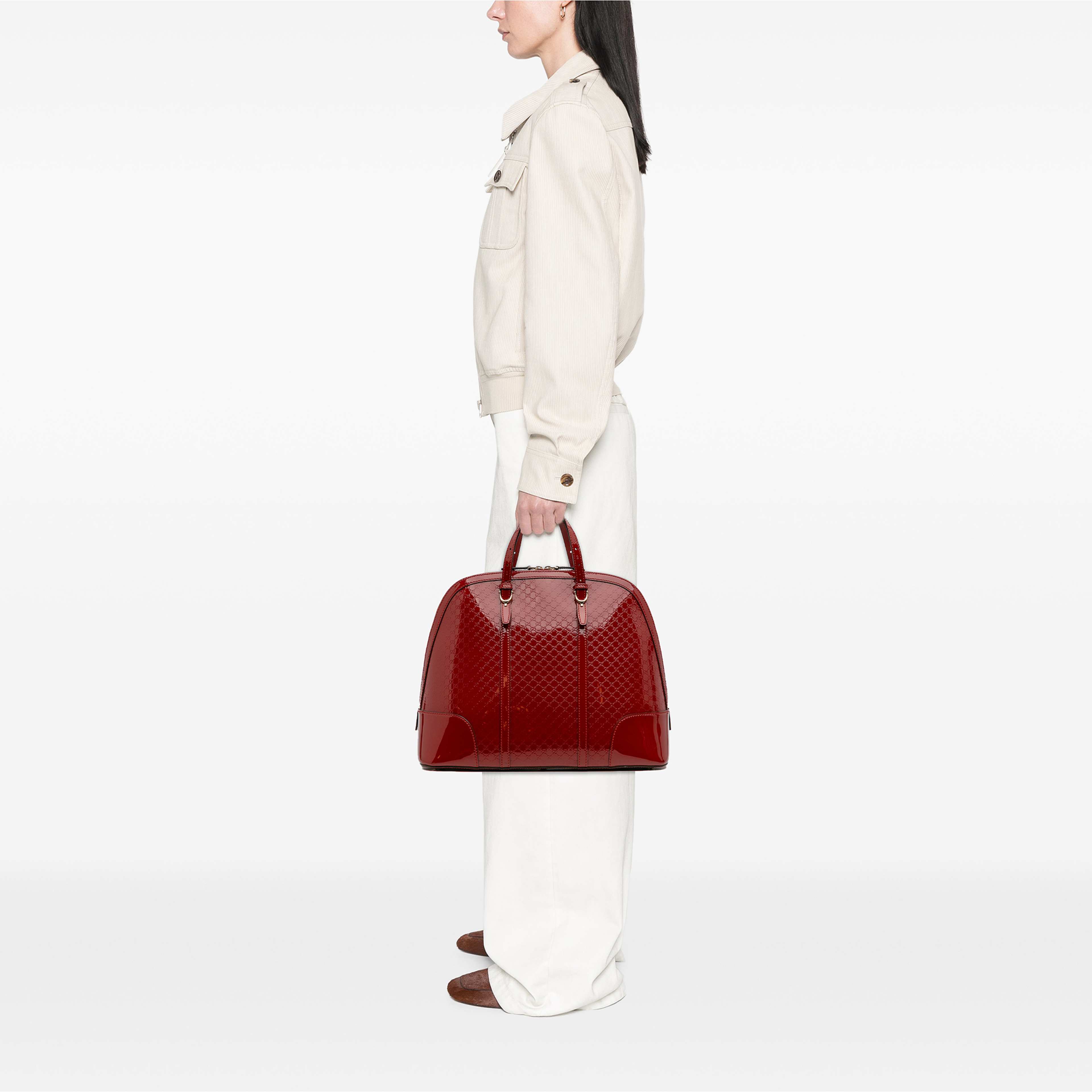 Gucci Large Microguccissima Patent Nice Dome Top Handle Bag, från Luxclusif, i färgen röd. Klicka för att öppna bilden i stort format