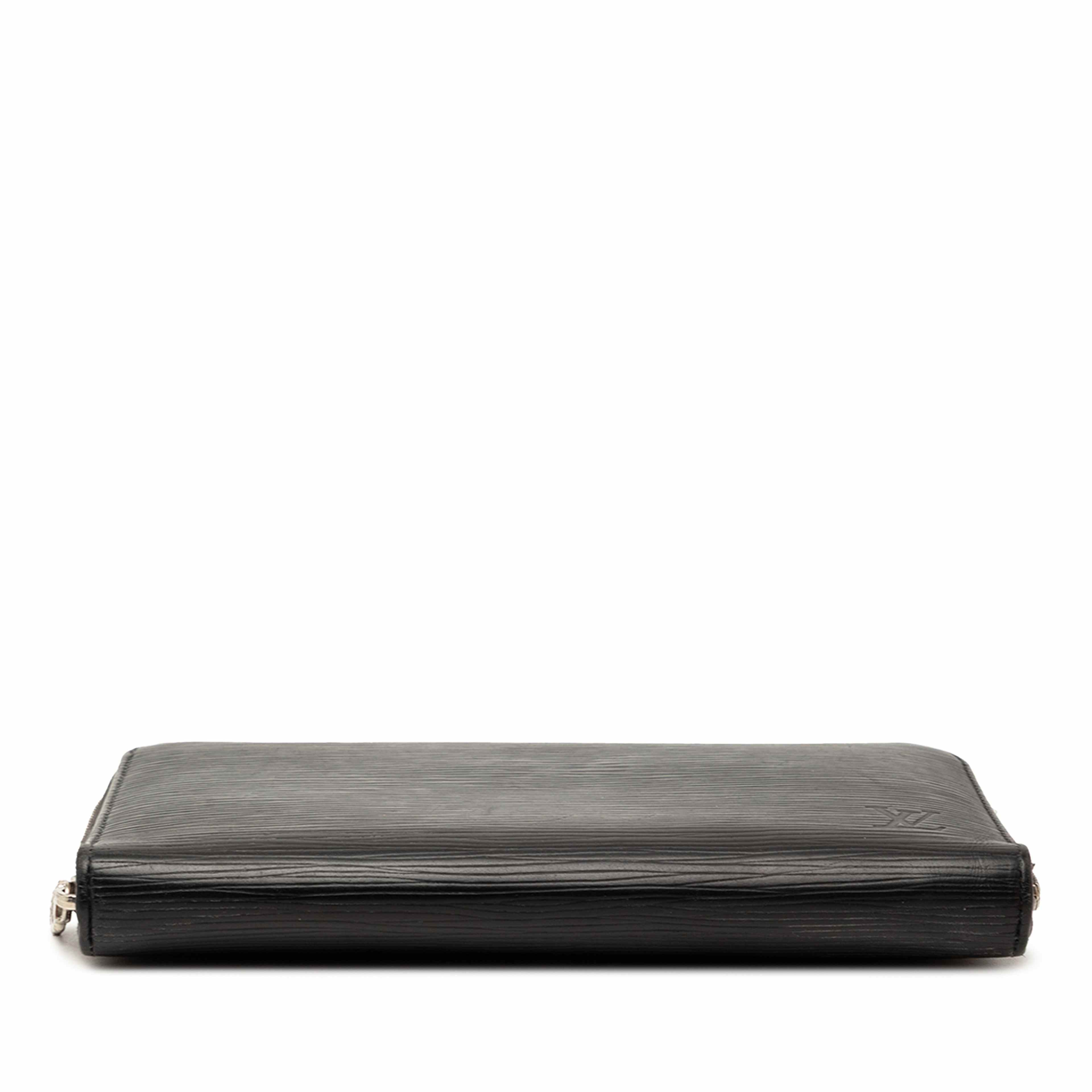 Louis Vuitton Epi Zippy Long Wallet, från Luxclusif, i färgen black. Klicka för att öppna bilden i stort format