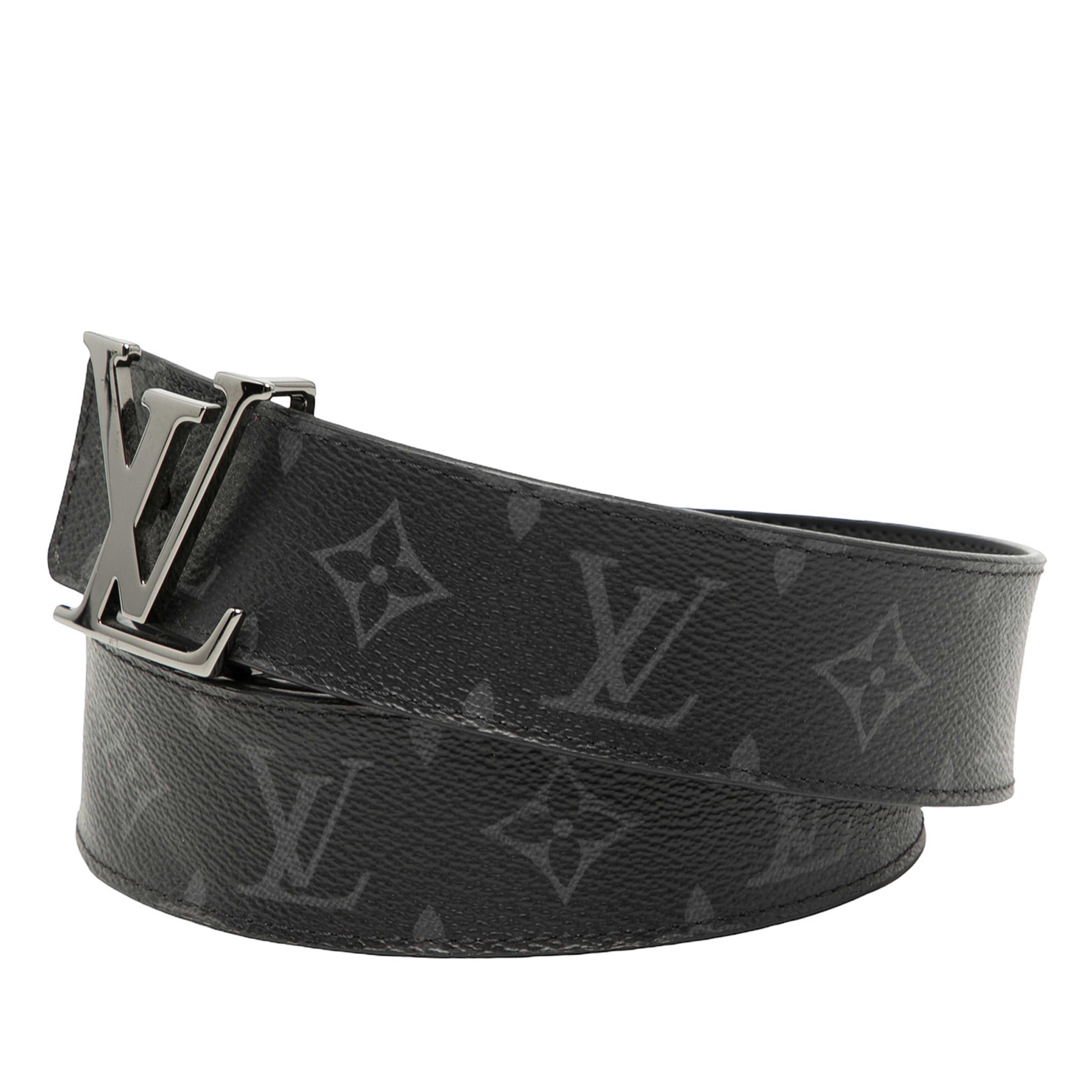 Louis Vuitton Monogram Eclipse Lv Initiales Reversible Belt, från Luxclusif, i färgen black. Klicka för att öppna bilden i stort format