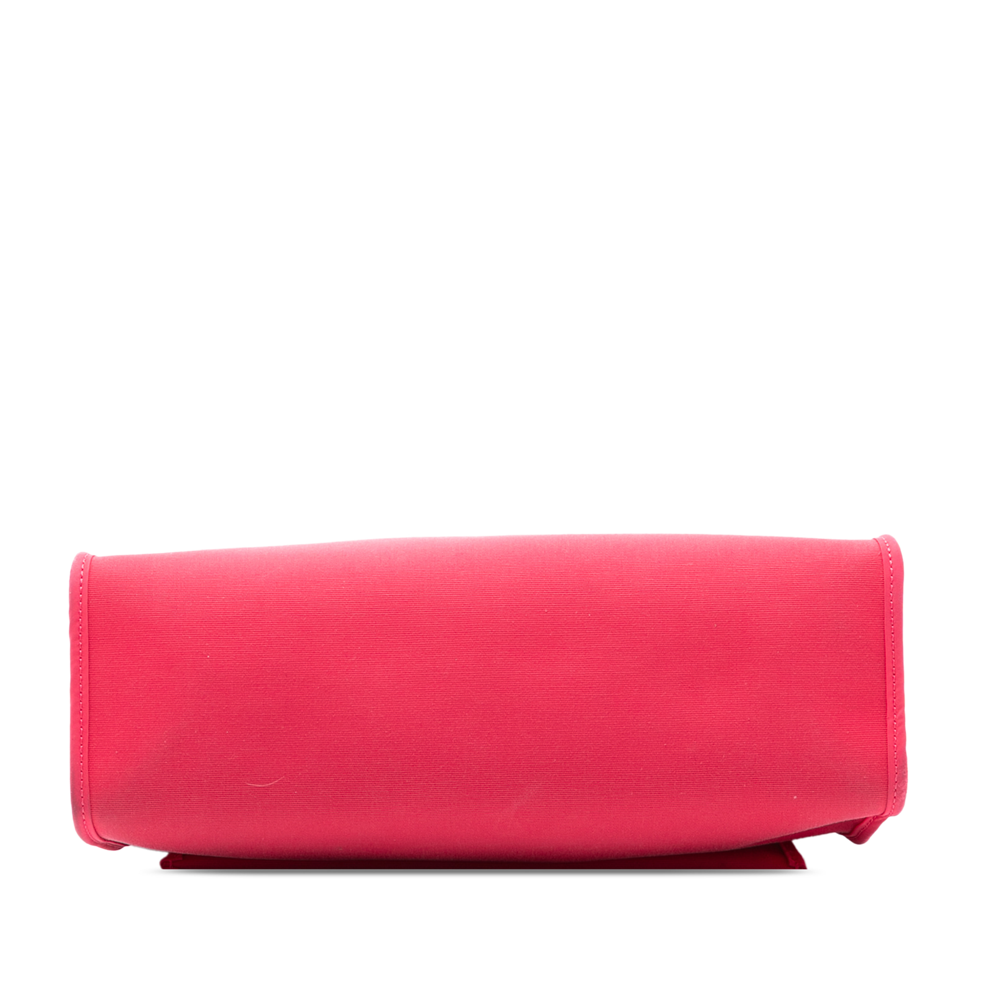 Hermès Toile Herbag Zip 31, från Luxclusif, i färgen strawberry. Klicka för att öppna bilden i stort format