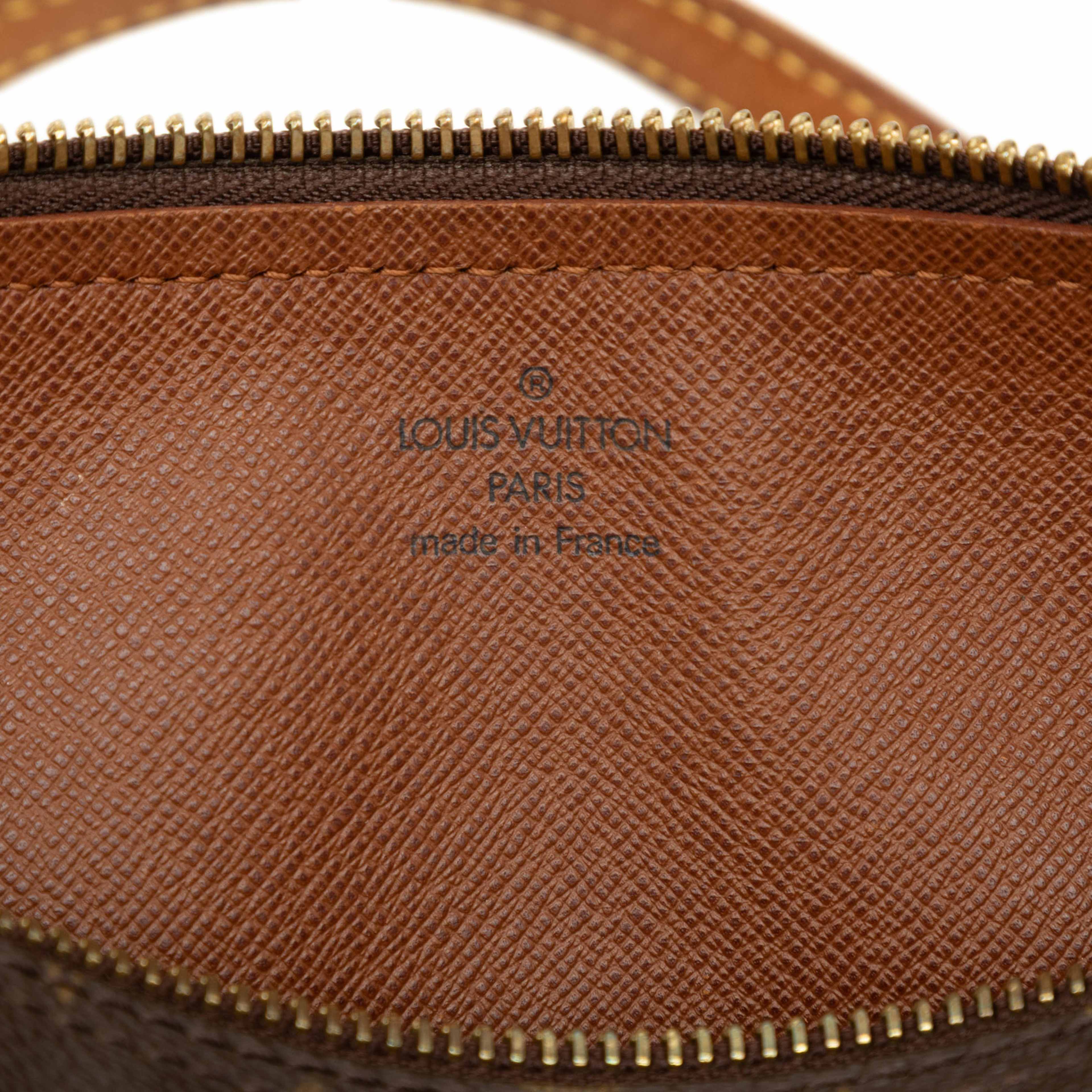 Louis Vuitton Monogram Papillon 30, från Luxclusif, i färgen brun. Klicka för att öppna bilden i stort format