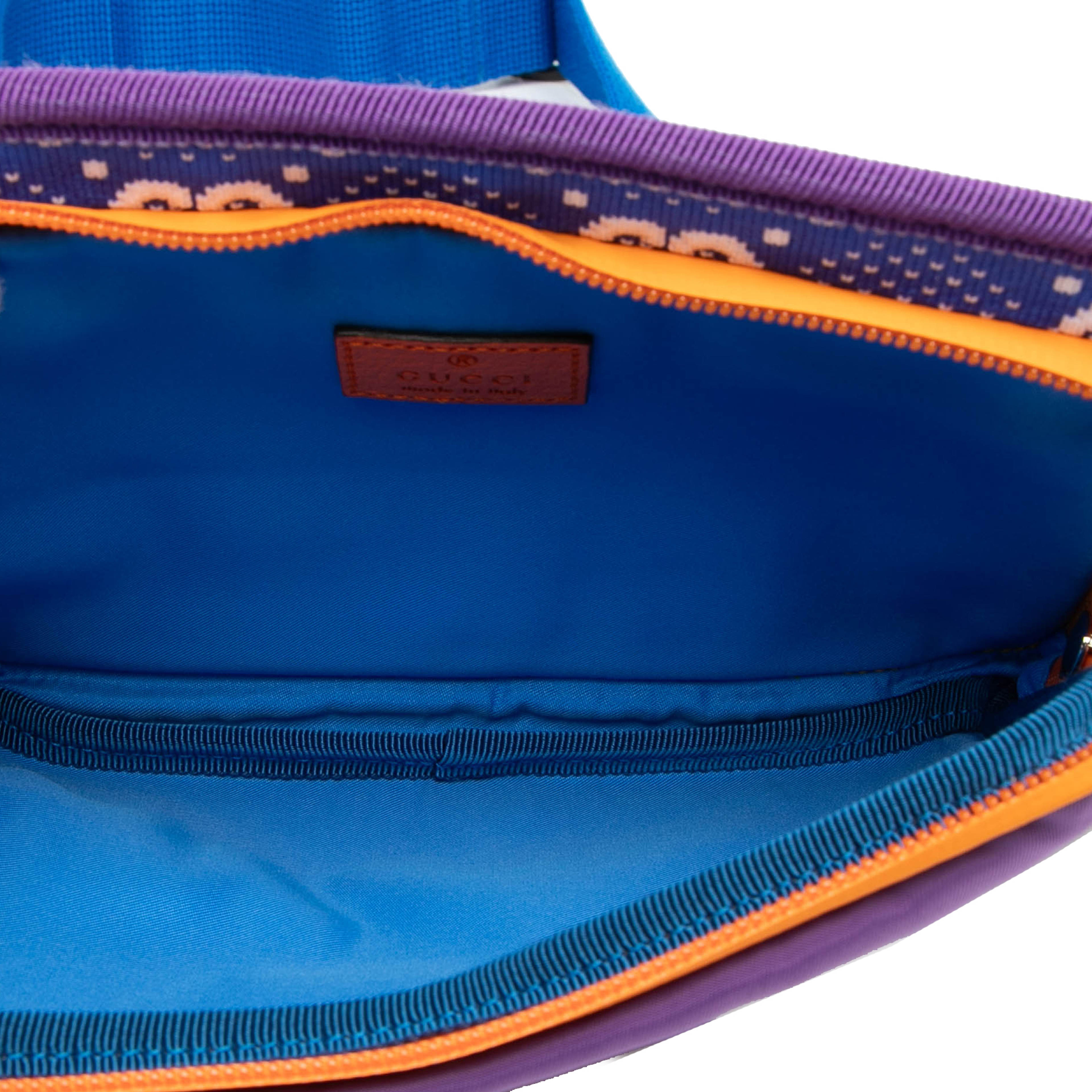 Gucci Gg Nylon And Rubber Belt Bag, från Luxclusif, i färgen blue. Klicka för att öppna bilden i stort format