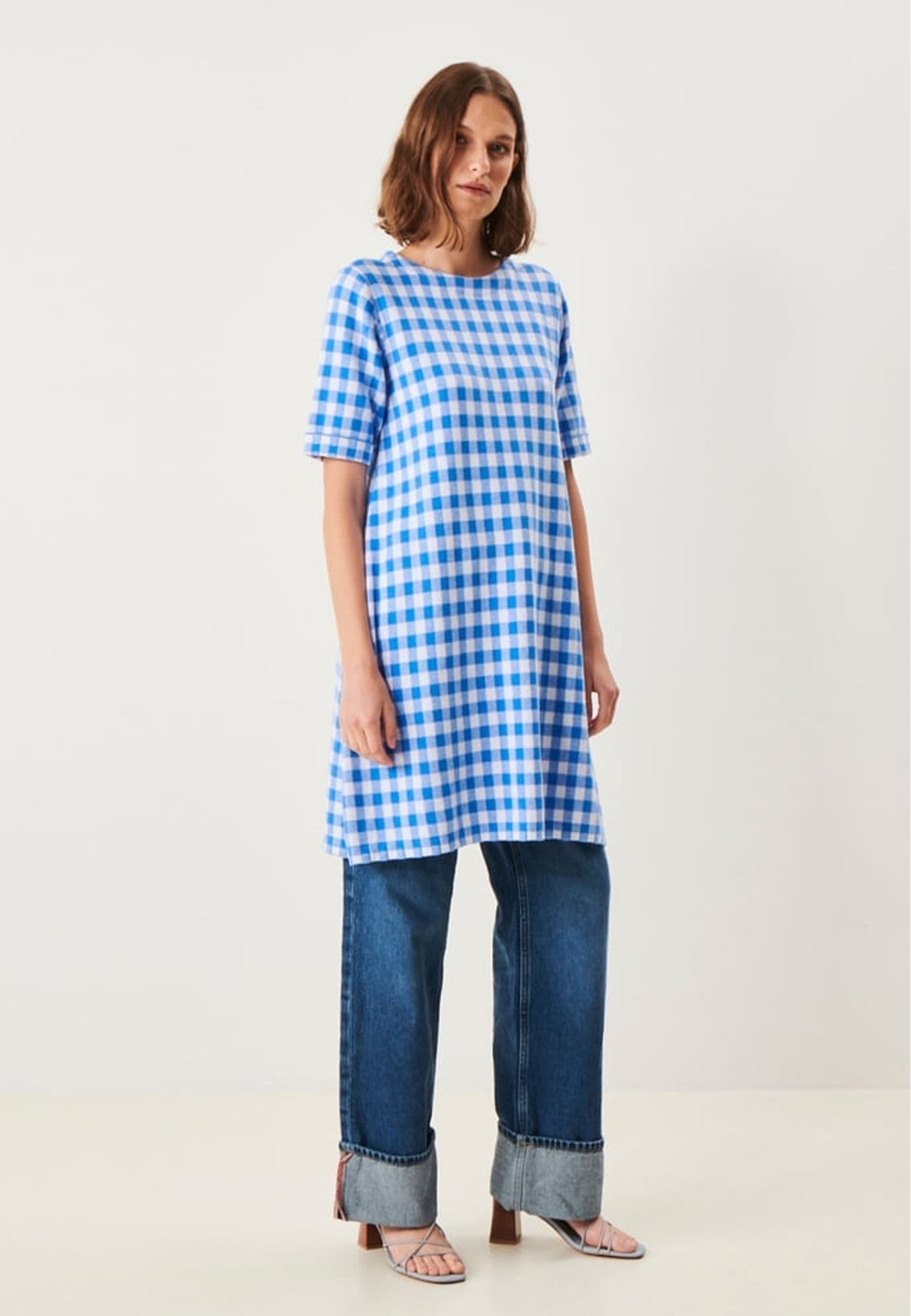 Romy Dress, från Jumperfabriken, i färgen blue. Klicka för att öppna bilden i stort format