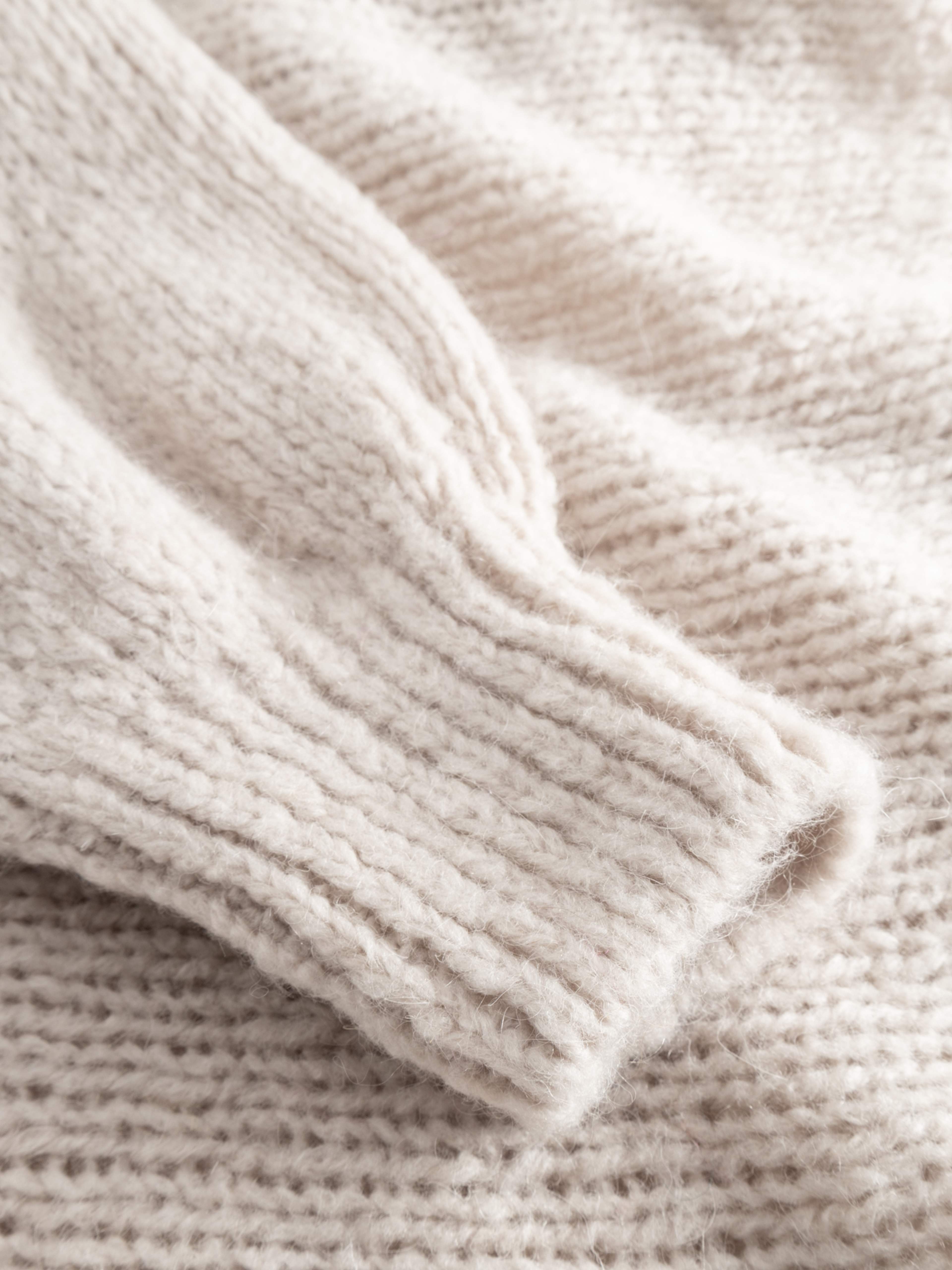 Fora Sticka Cardigan