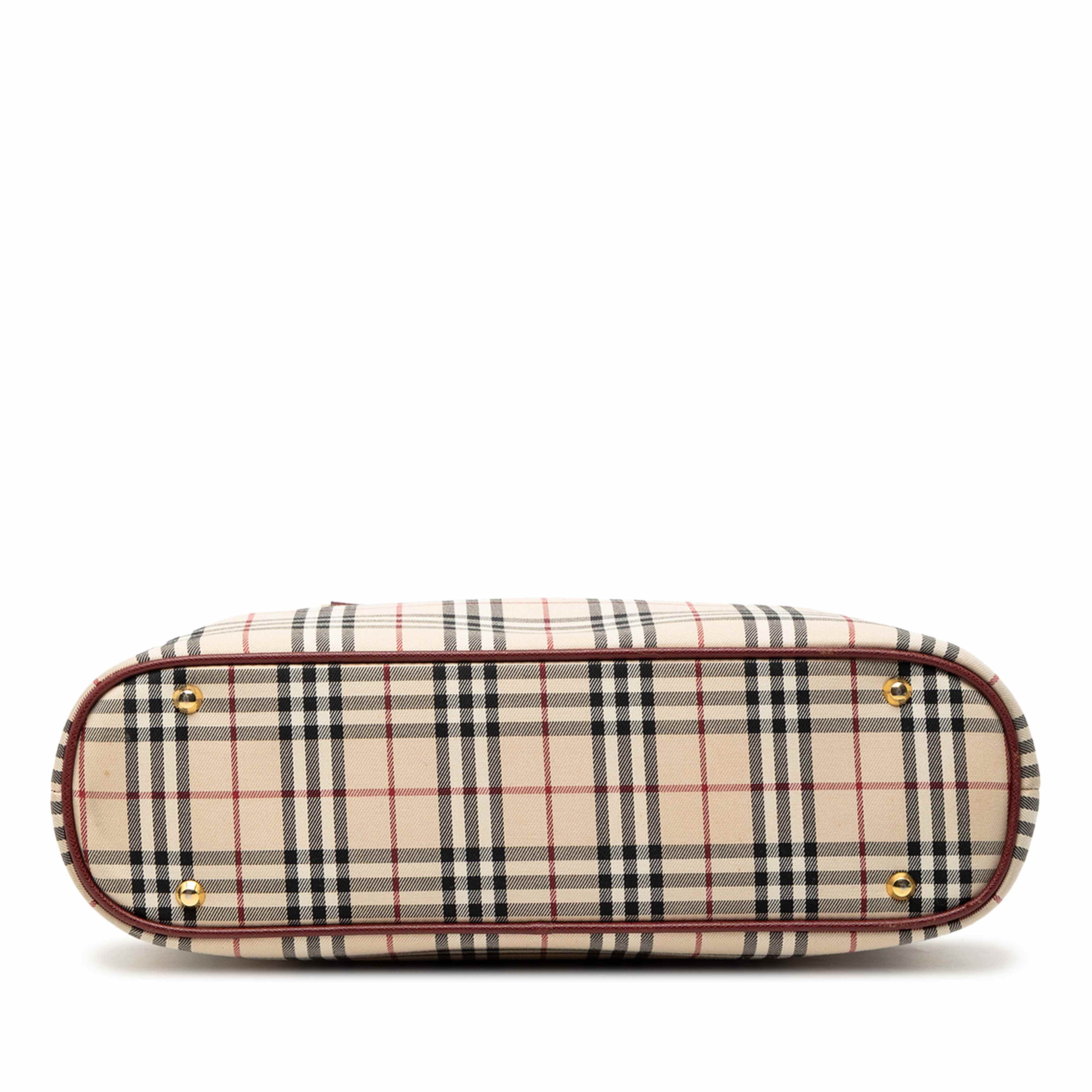 Burberry House Check Canvas Tote, från Luxclusif, i färgen beige. Klicka för att öppna bilden i stort format