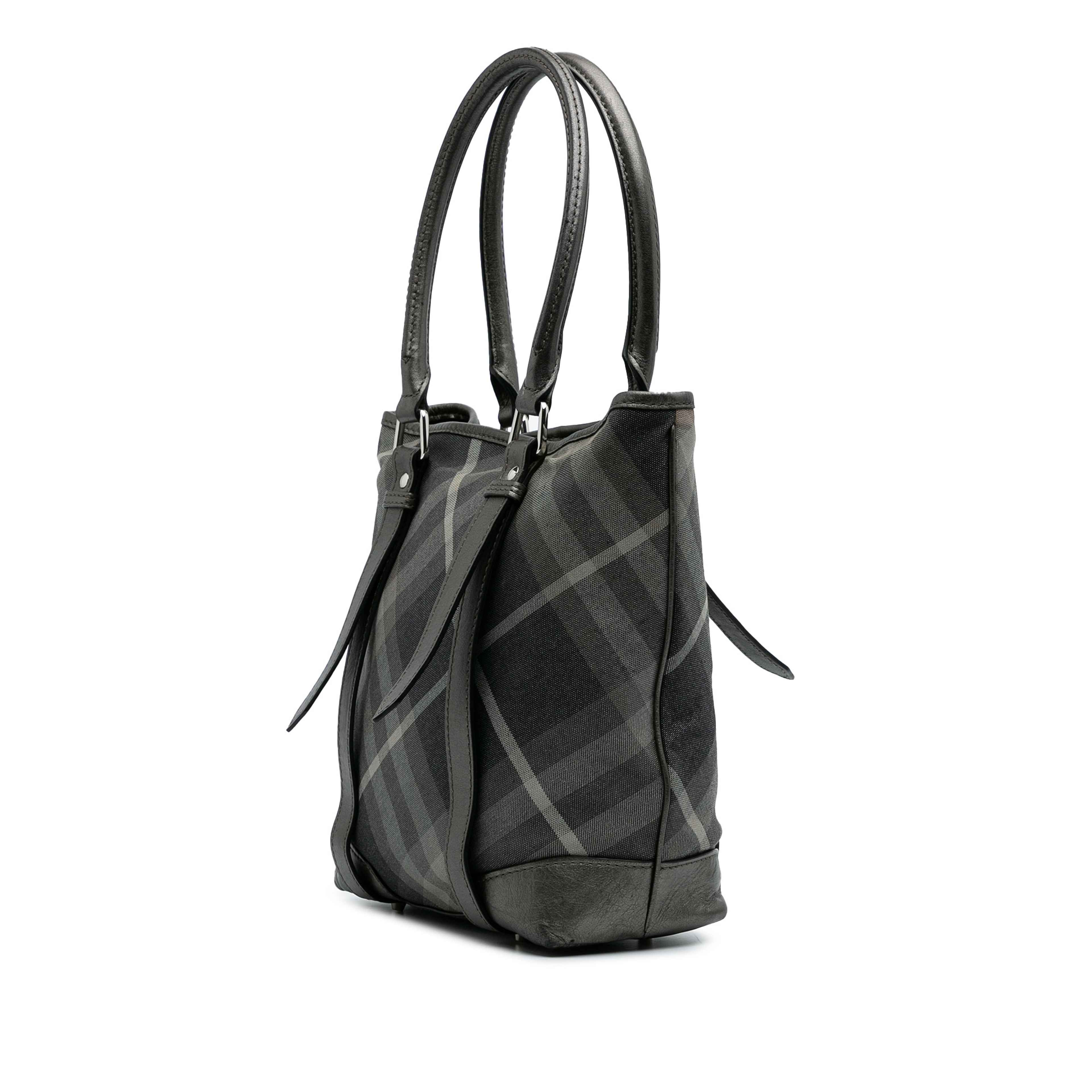 Burberry Shimmer Check Canvas Tote, från Luxclusif, i färgen grå. Klicka för att öppna bilden i stort format