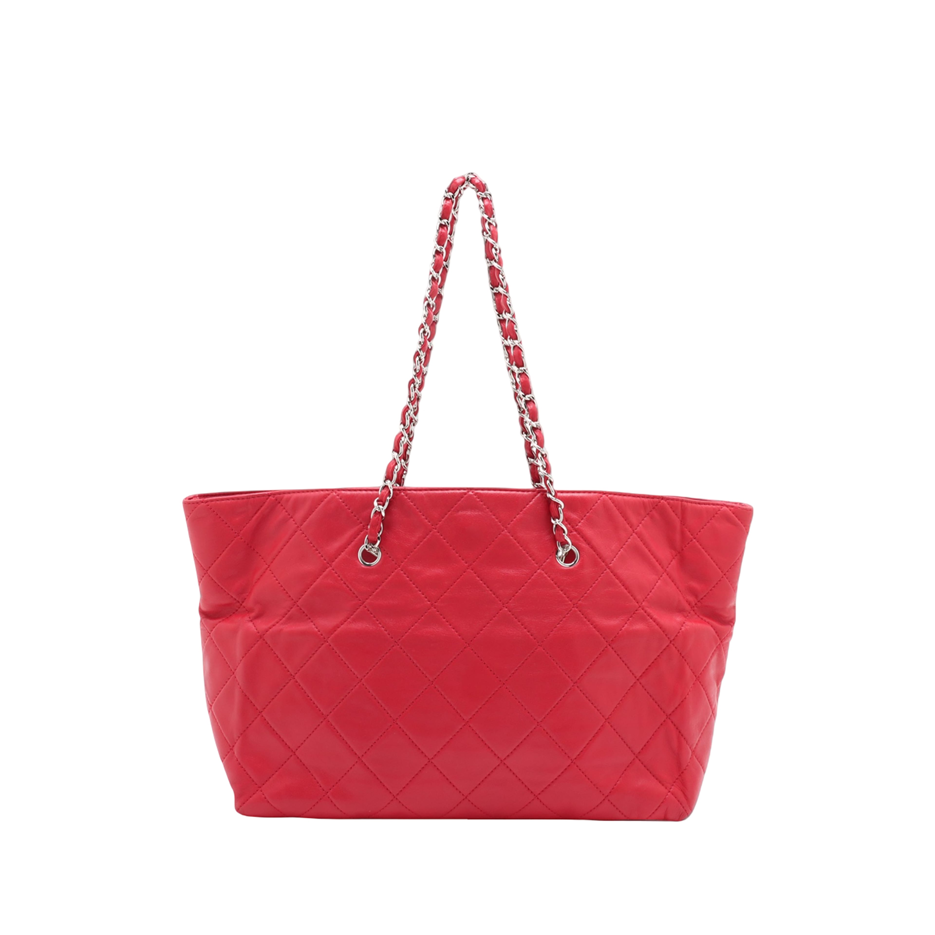 Chanel Large Quilted Lambskin In The Business Tote, från Luxclusif, i färgen red. Klicka för att öppna bilden i stort format