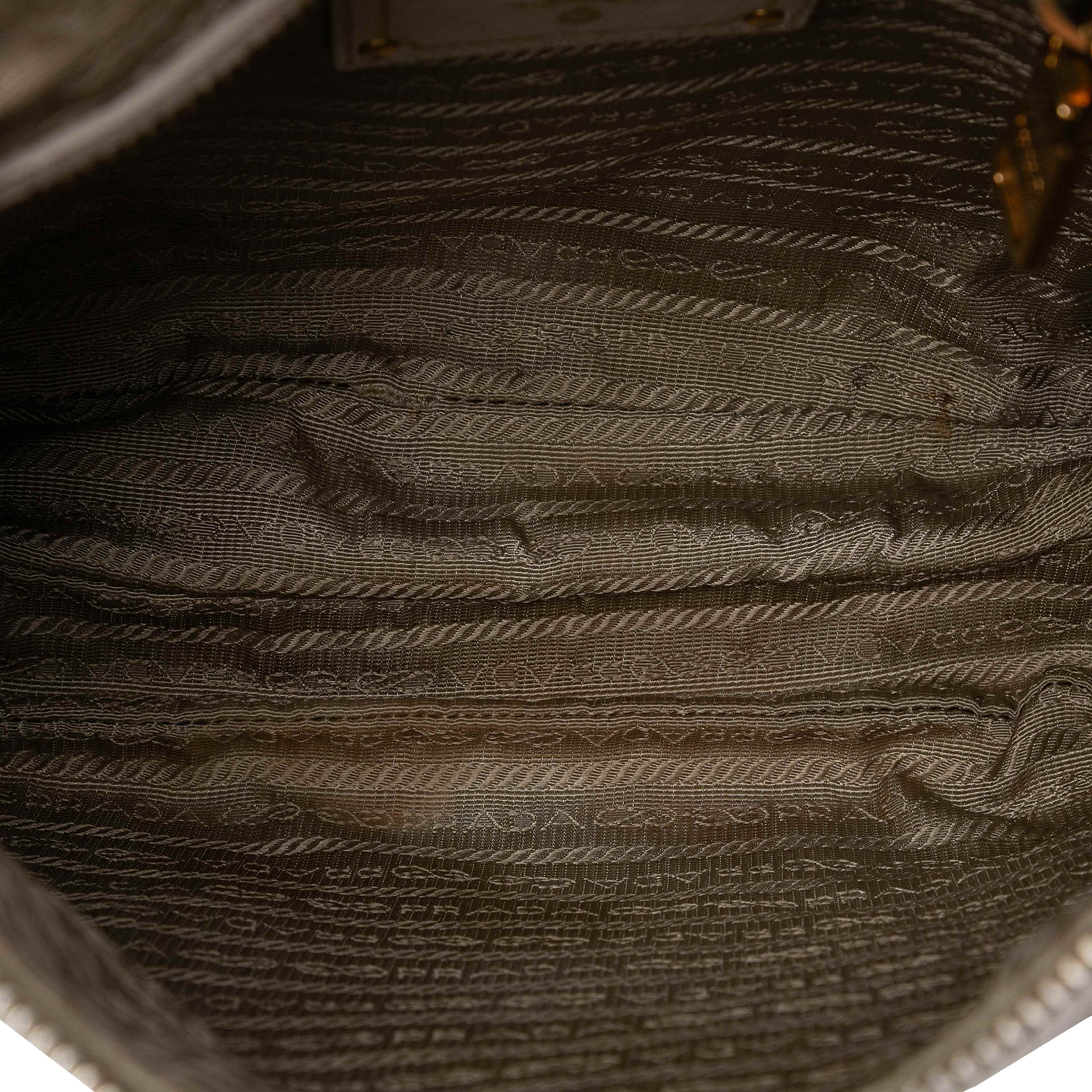 Prada Canvas Canapa Logo Crossbody, från Luxclusif, i färgen light brown. Klicka för att öppna bilden i stort format