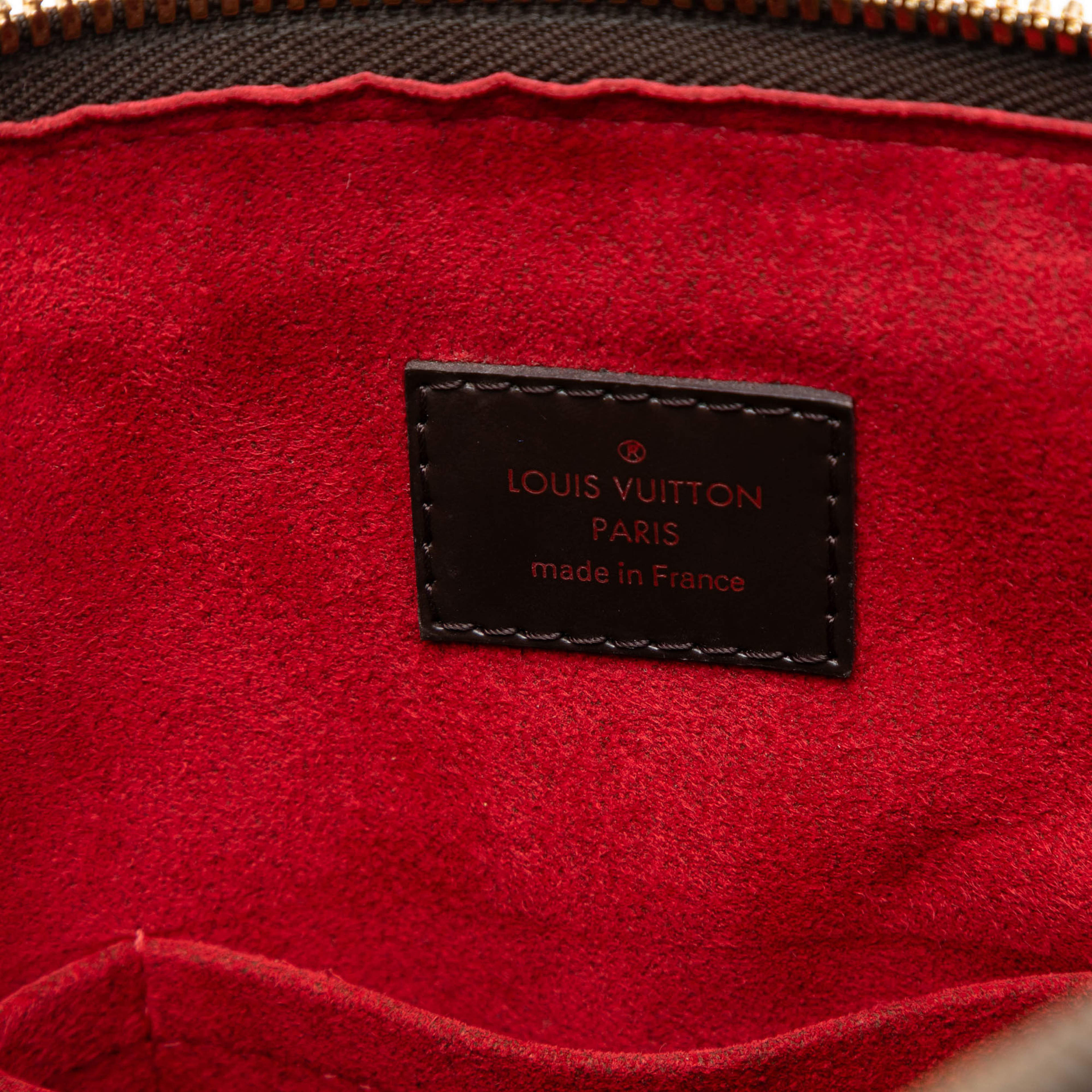 Louis Vuitton Damier Ebene Trevi Pm, från Luxclusif, i färgen brown. Klicka för att öppna bilden i stort format