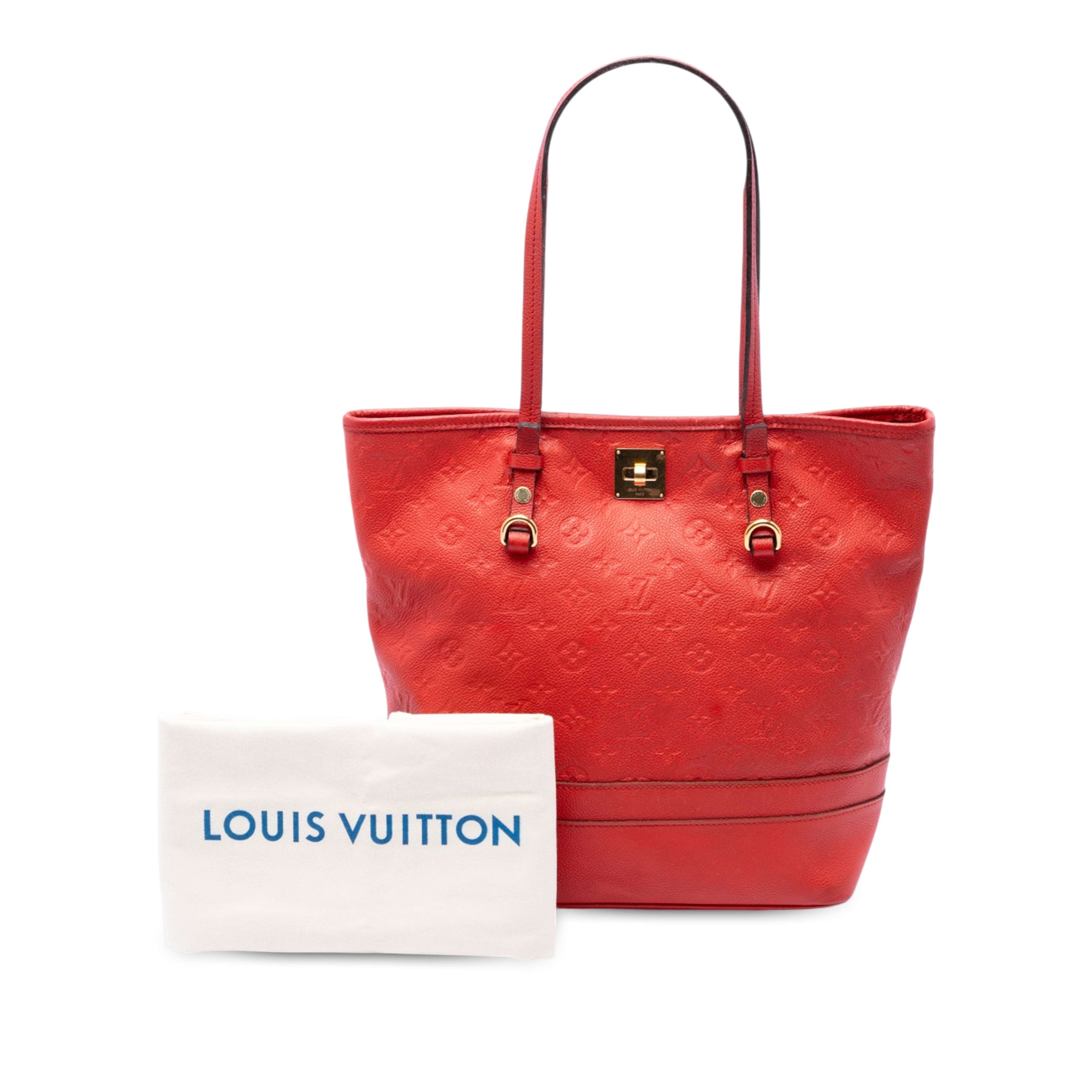 Louis Vuitton Monogram Empreinte Citadine Pm, från Luxclusif, i färgen röd. Klicka för att öppna bilden i stort format