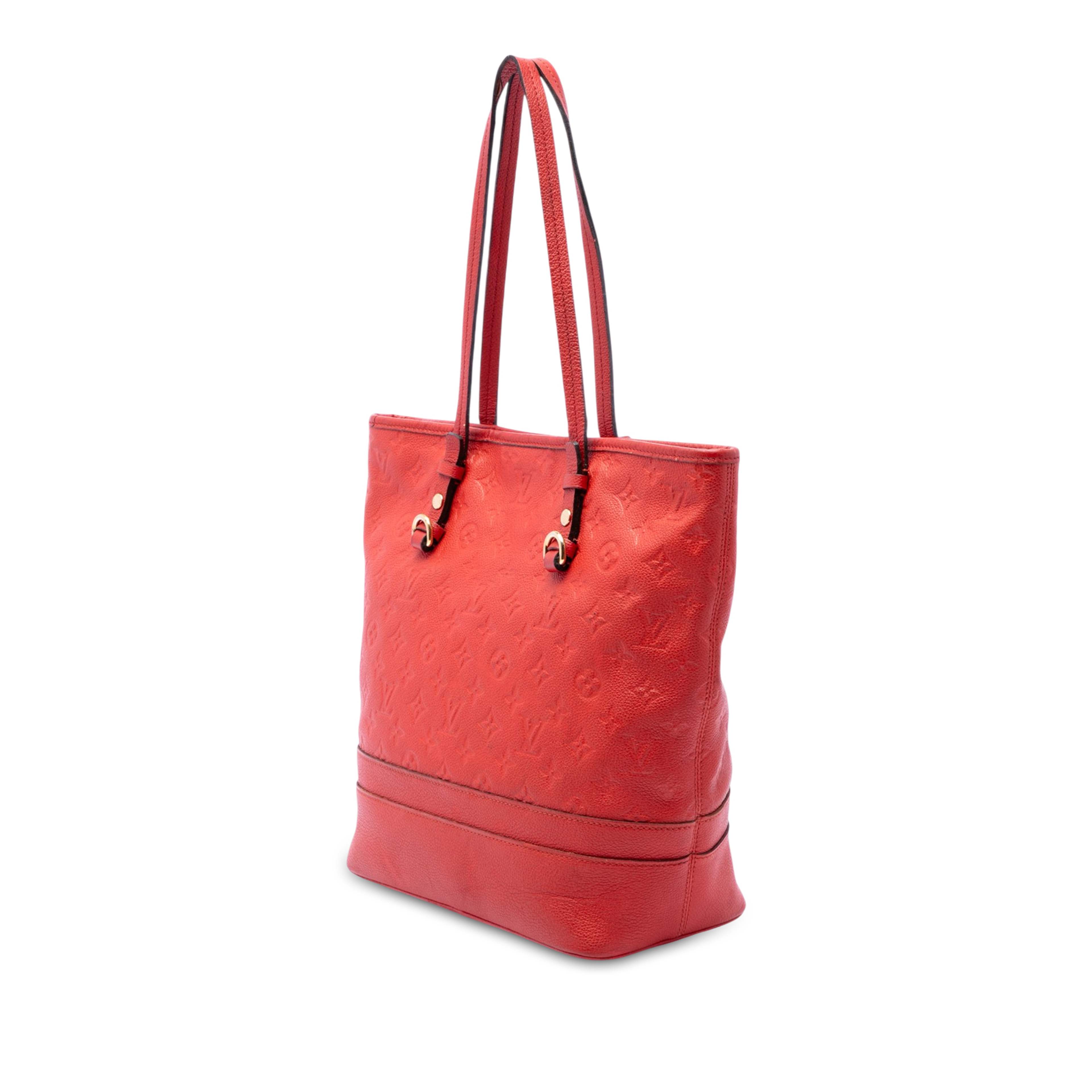 Louis Vuitton Monogram Empreinte Citadine Pm, från Luxclusif, i färgen röd. Klicka för att öppna bilden i stort format