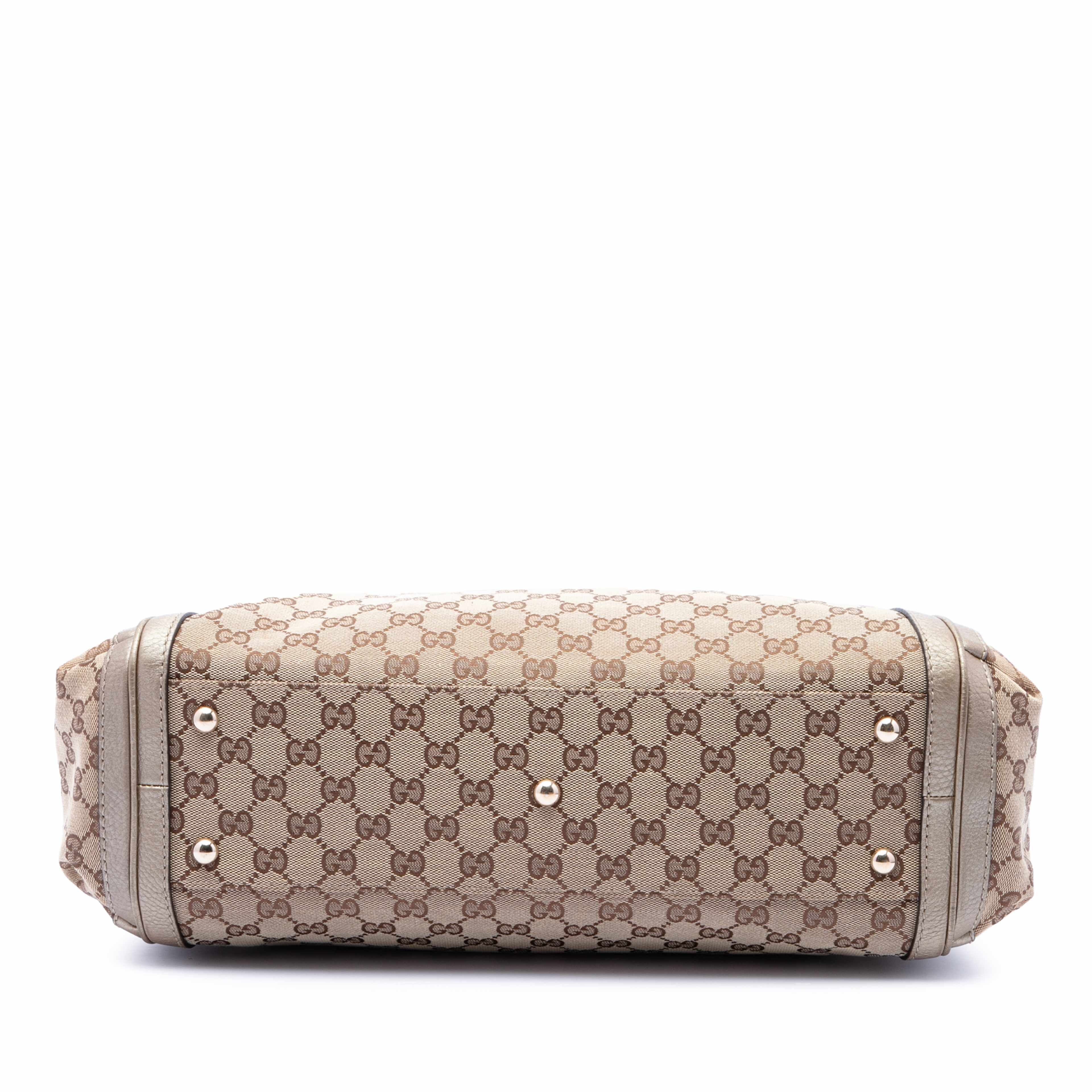 Gucci Gg Canvas Bella Convertible Tote, från Luxclusif, i färgen beige. Klicka för att öppna bilden i stort format