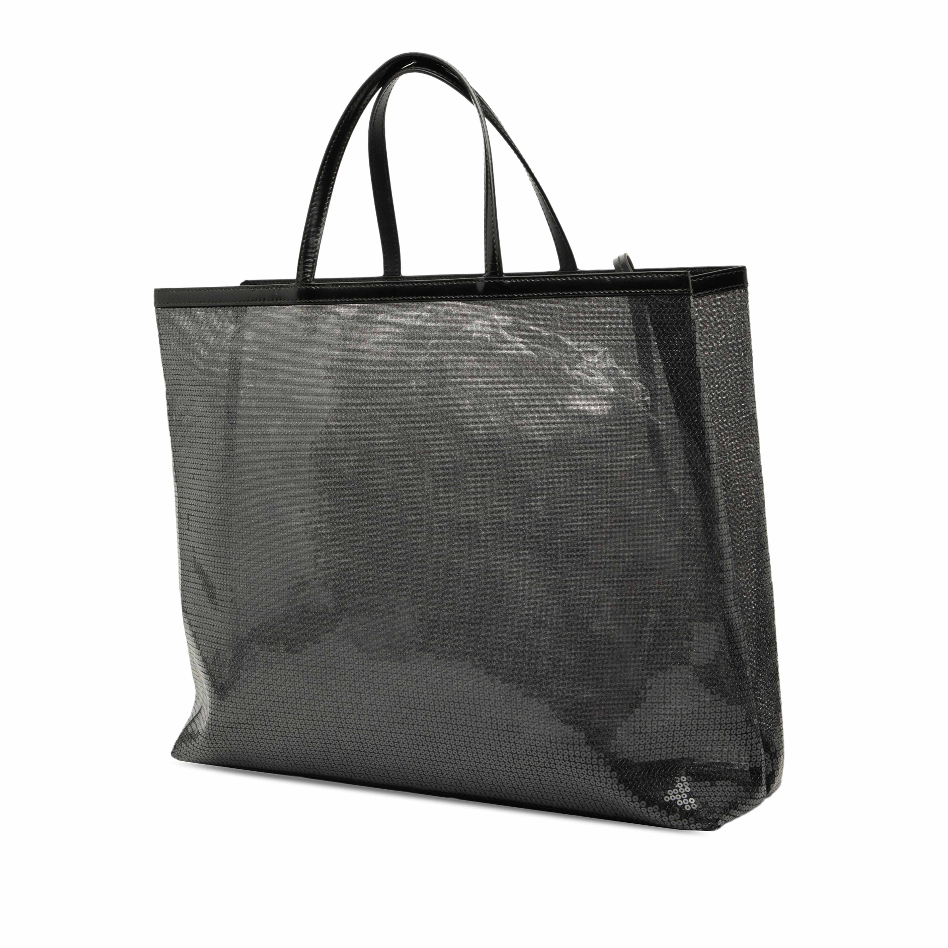 Prada Large Sequined Mesh Logo Tote, från Luxclusif, i färgen svart. Klicka för att öppna bilden i stort format
