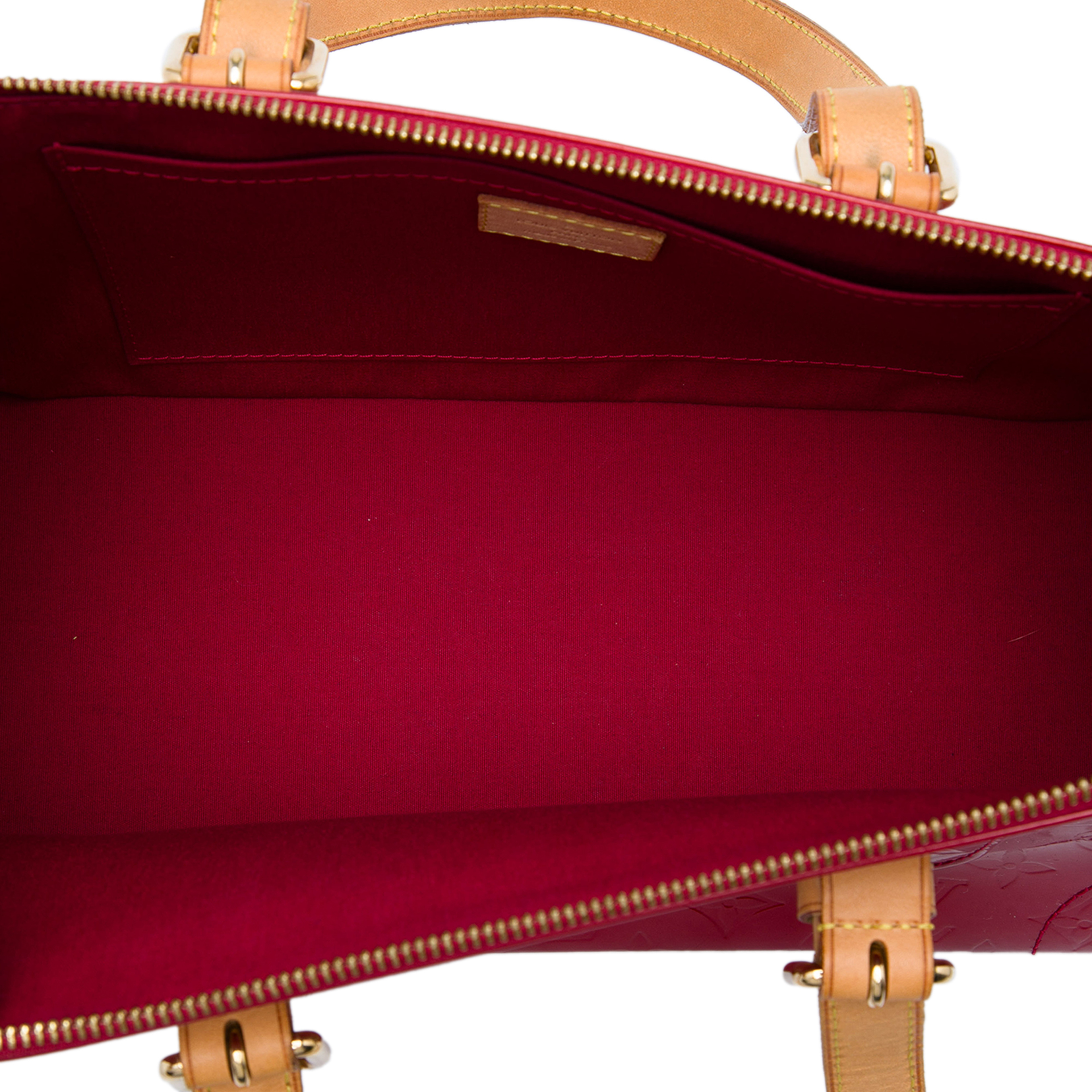 Louis Vuitton Monogram Vernis Rosewood Avenue, från Luxclusif, i färgen röd. Klicka för att öppna bilden i stort format