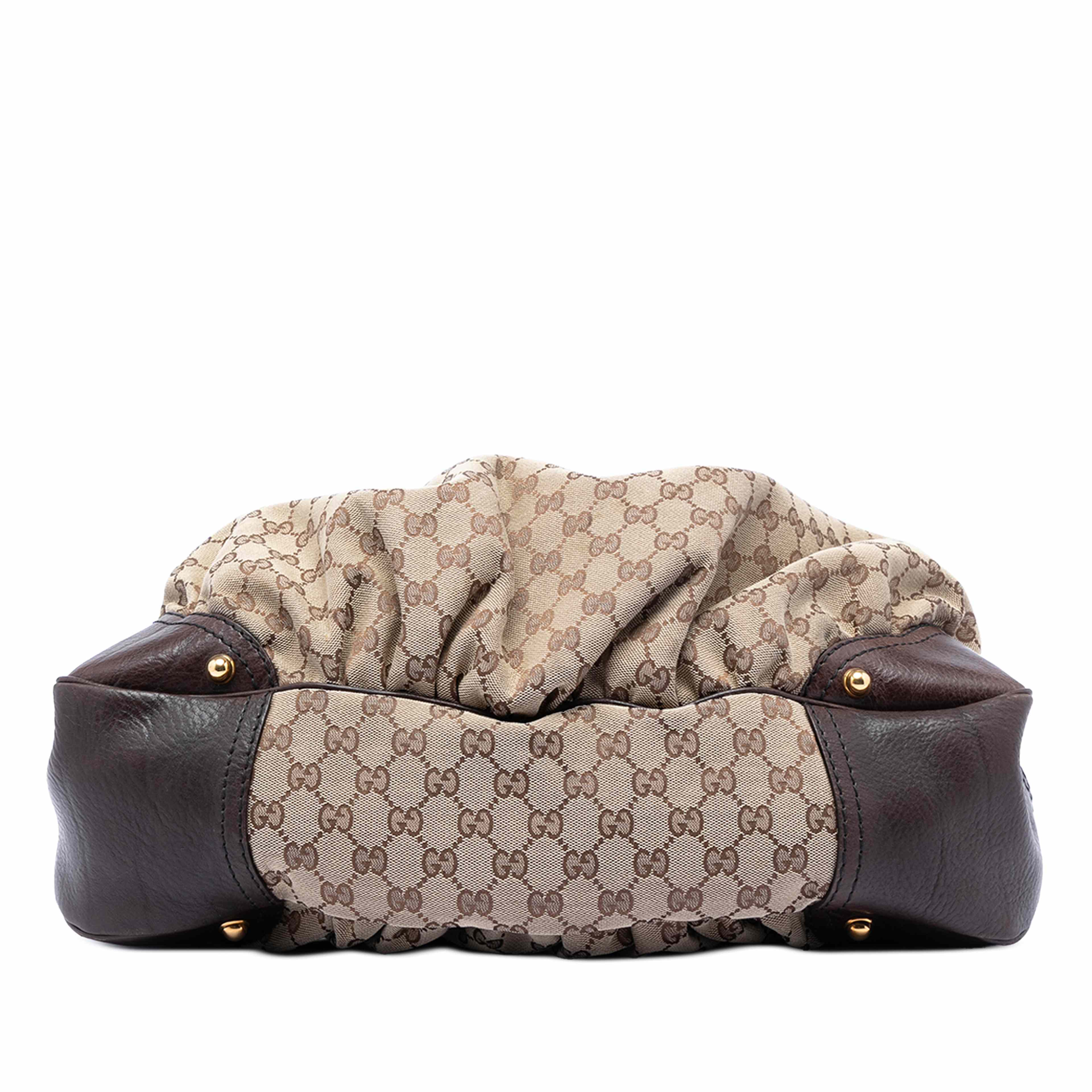 Gucci Large Gg Canvas Jockey Hobo, från Luxclusif, i färgen beige. Klicka för att öppna bilden i stort format