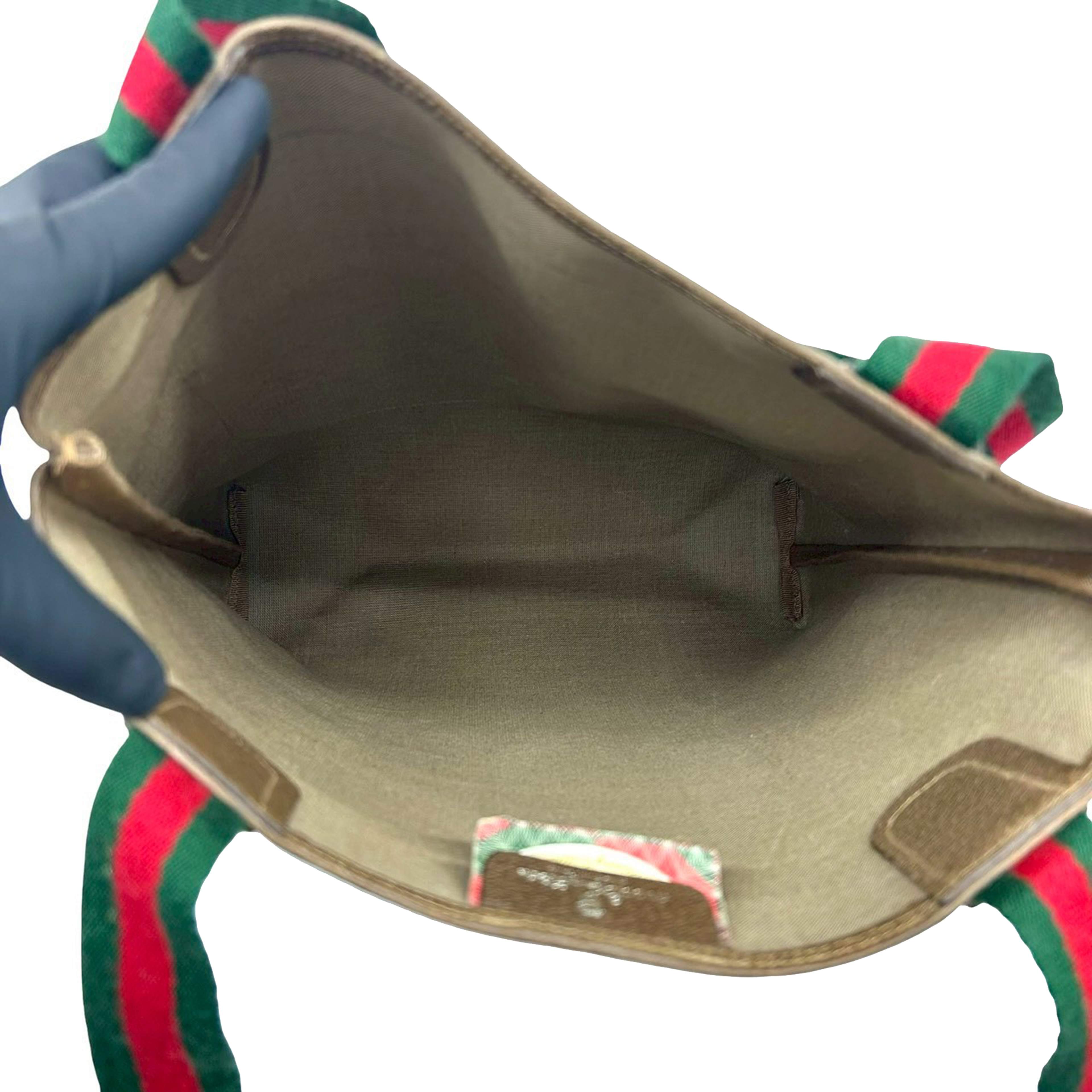 Gucci Gg Supreme Web Tote, från Luxclusif, i färgen beige. Klicka för att öppna bilden i stort format
