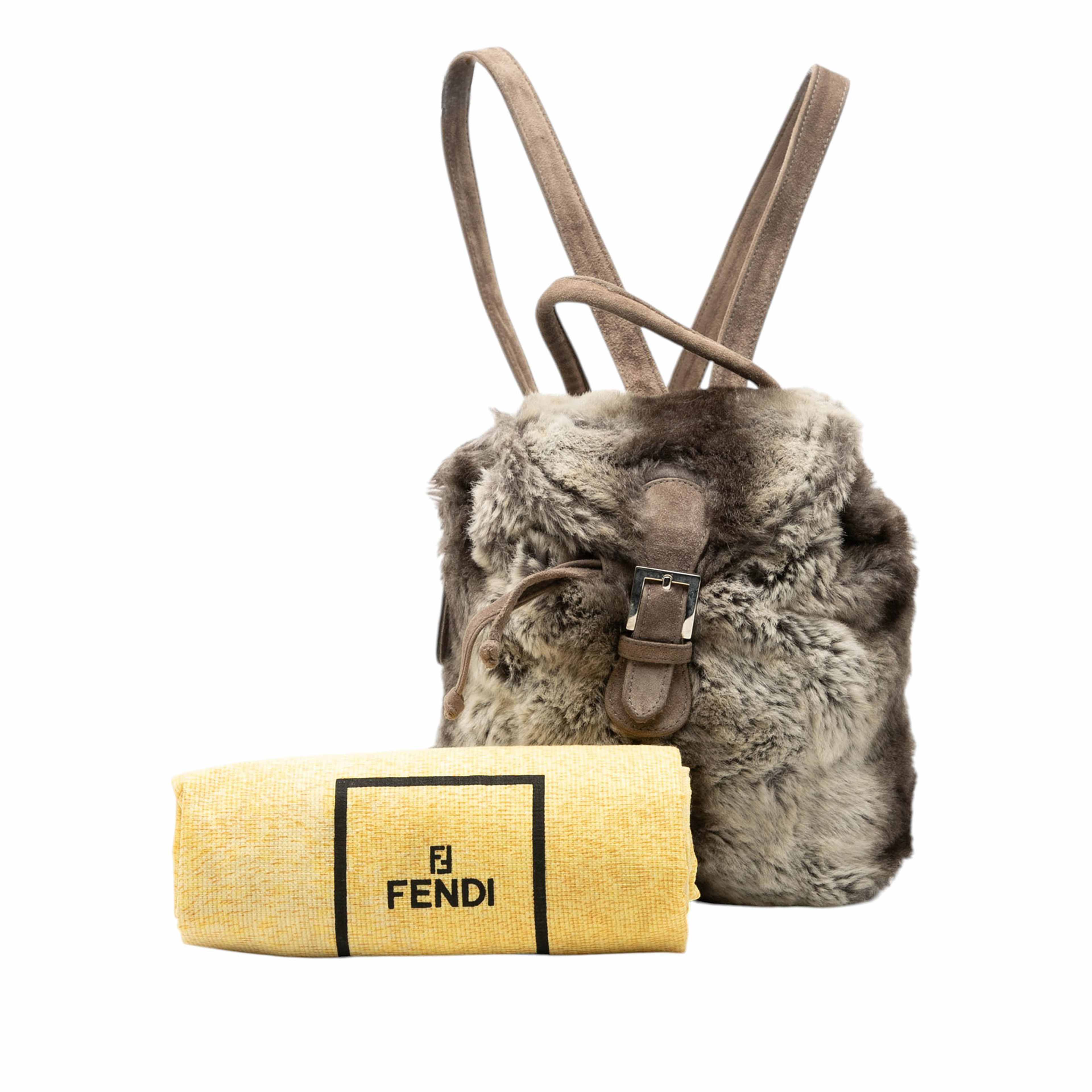 Fendi Mink Fur Tie Dye Print Backpack, från Luxclusif, i färgen grå. Klicka för att öppna bilden i stort format