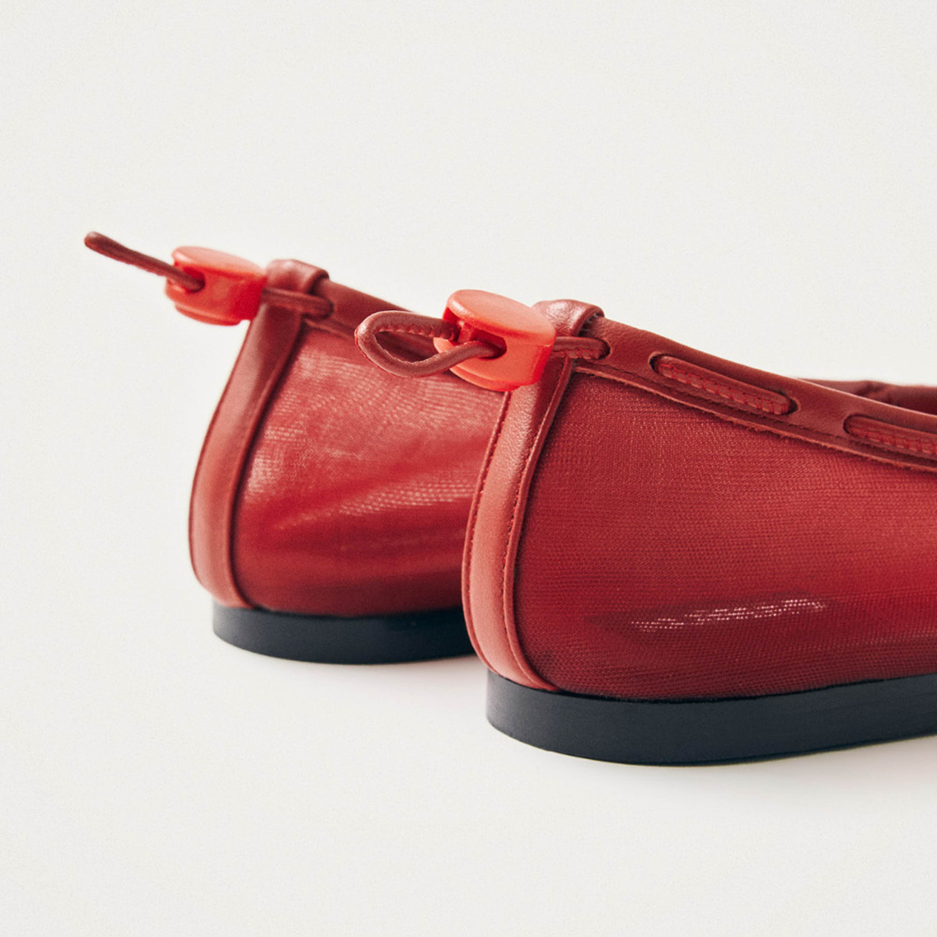 Gill Mesh Red Ballet Flats