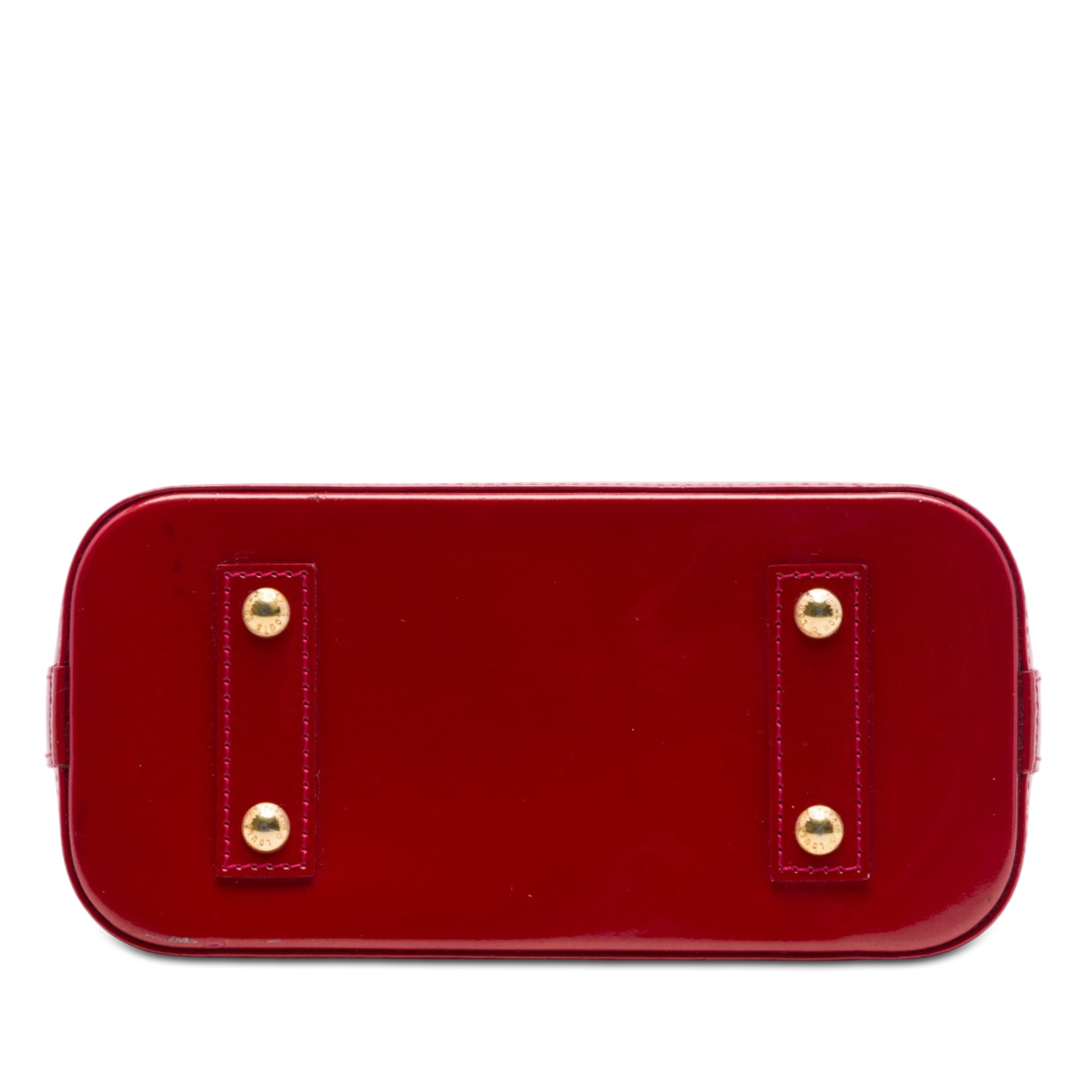 Louis Vuitton Monogram Vernis Alma Bb, från Luxclusif, i färgen röd. Klicka för att öppna bilden i stort format