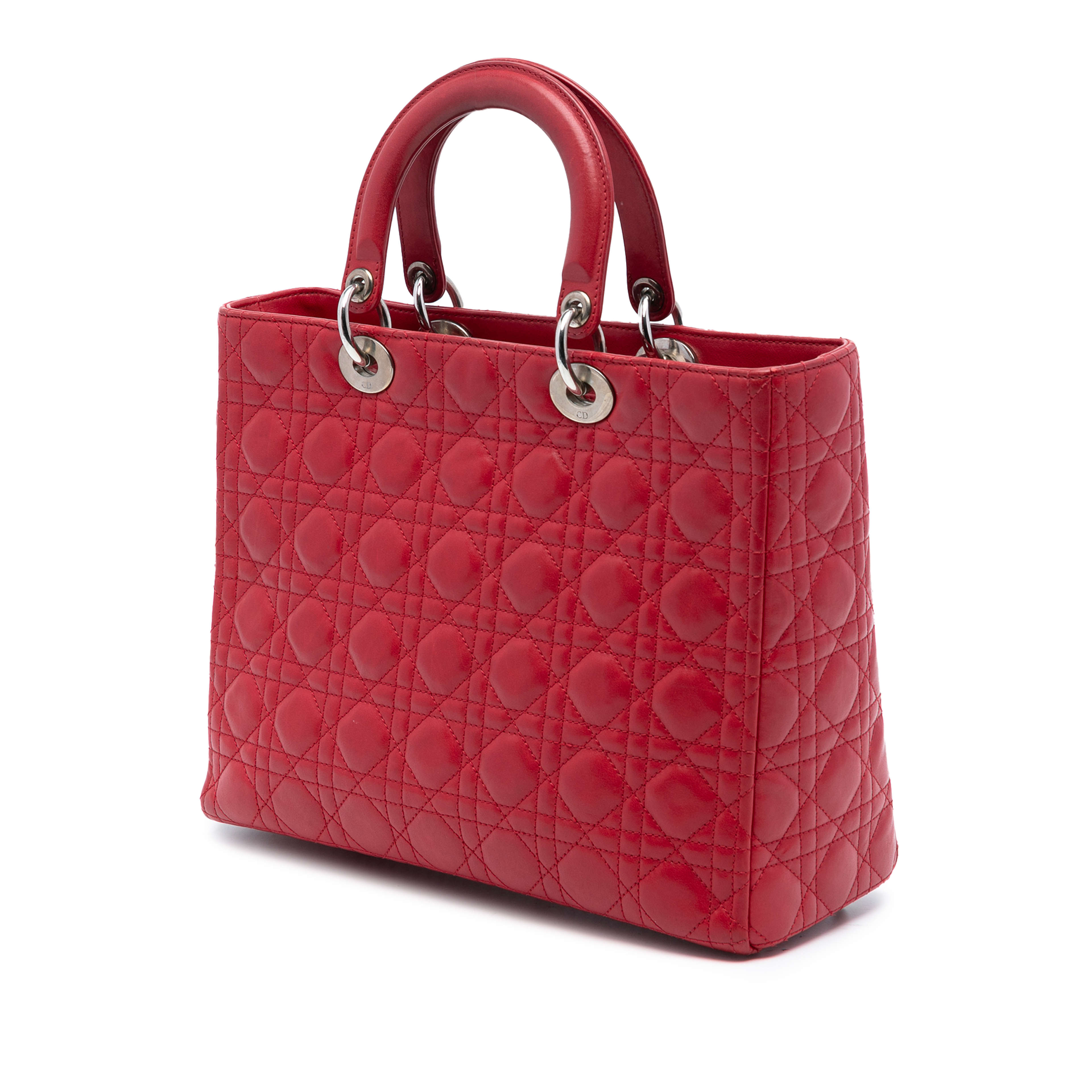 Dior Large Lambskin Cannage Lady Dior, från Luxclusif, i färgen red. Klicka för att öppna bilden i stort format