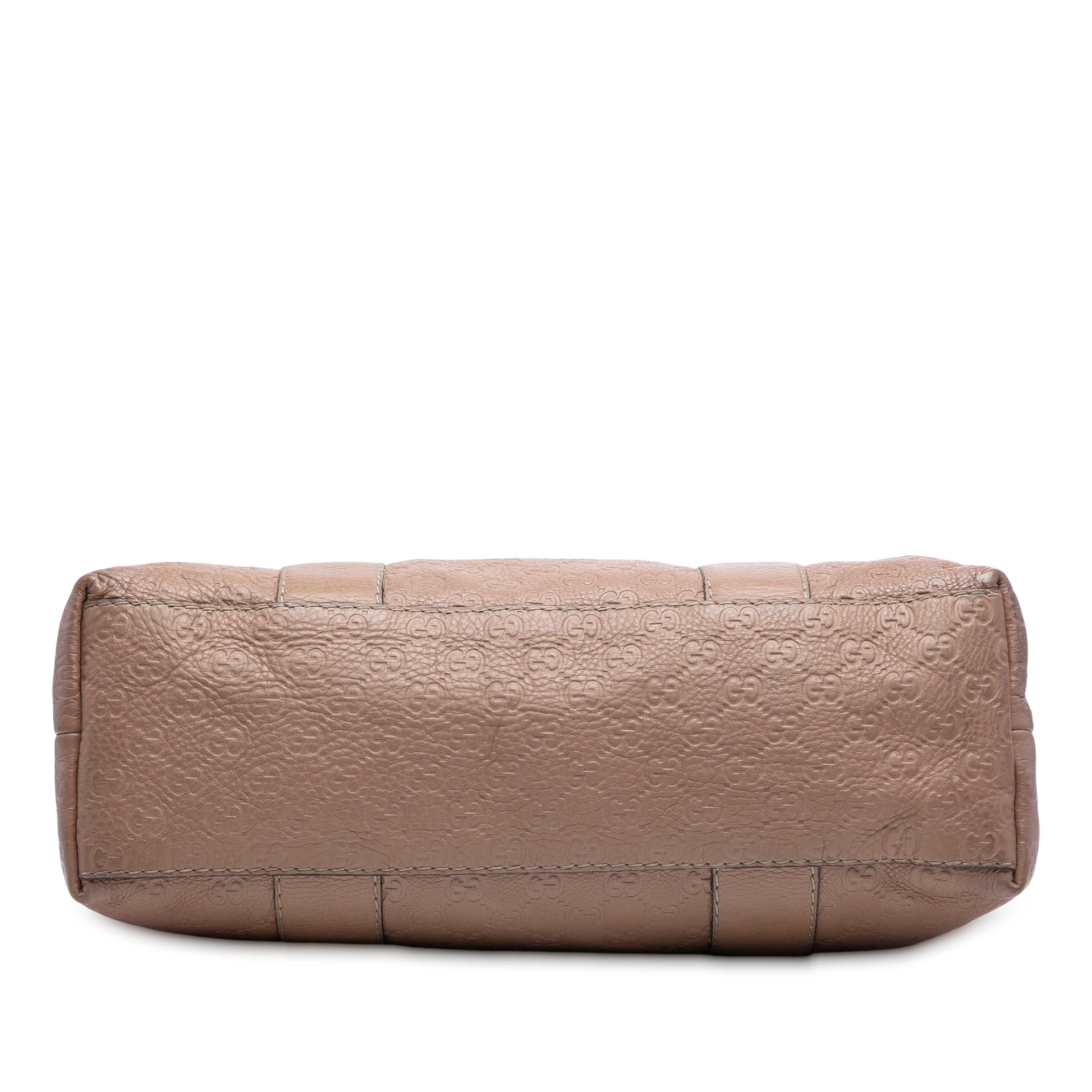 Gucci Medium Guccissima Bamboo Libeccio Tote, från Luxclusif, i färgen brown. Klicka för att öppna bilden i stort format