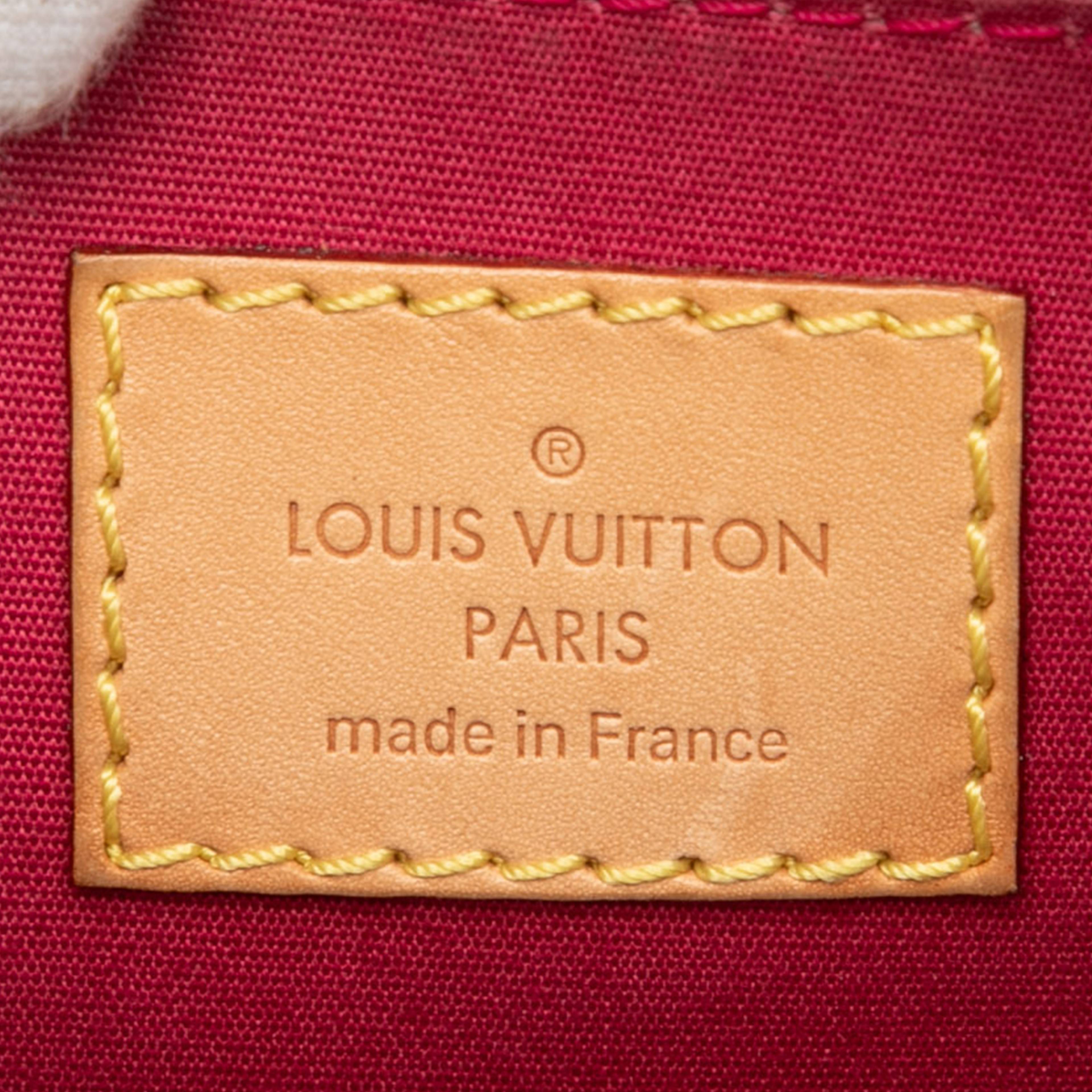 Louis Vuitton Monogram Vernis Alma Bb, från Luxclusif, i färgen red. Klicka för att öppna bilden i stort format