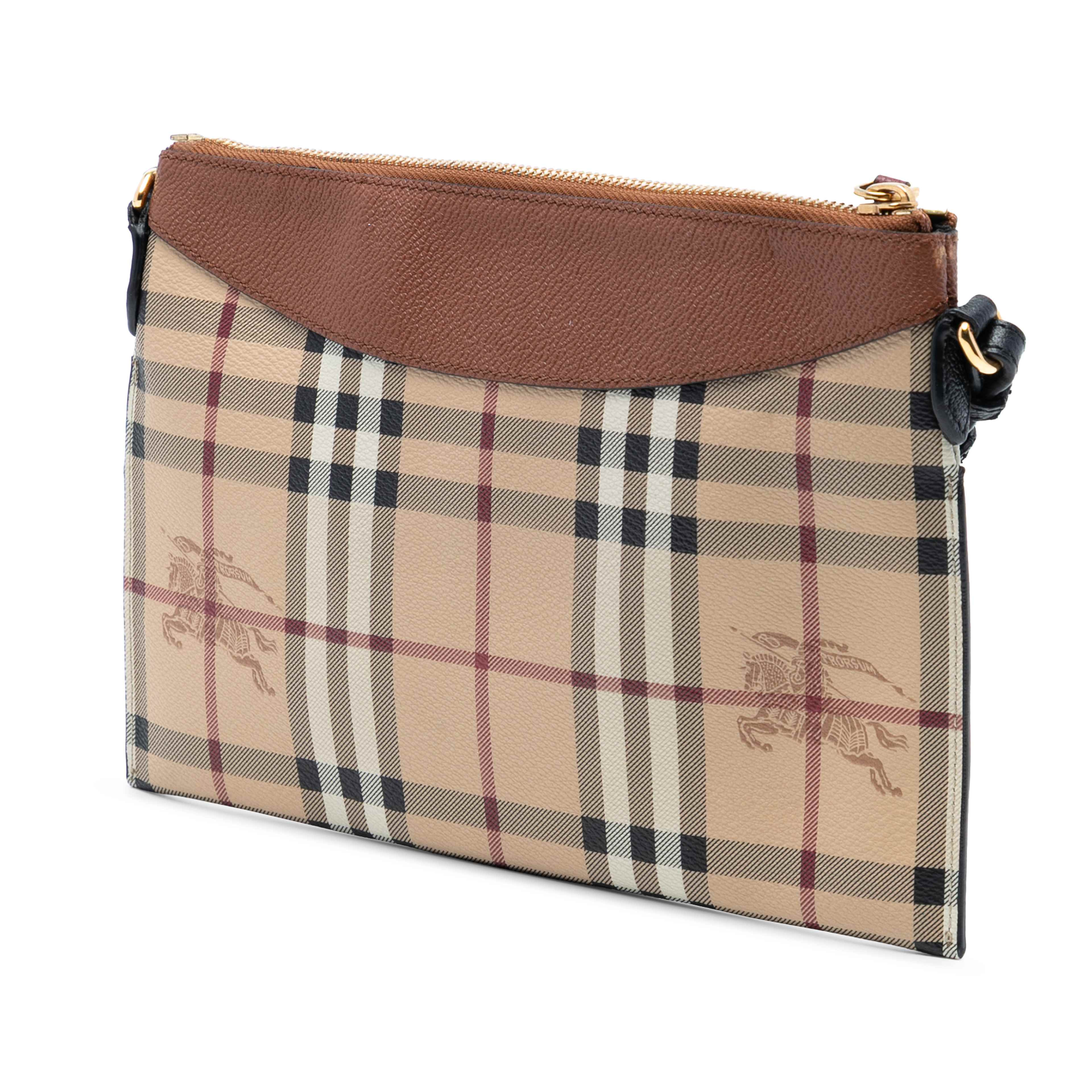 Burberry Haymarket Check Coated Canvas Peyton Crossbody, från Luxclusif, i färgen beige. Klicka för att öppna bilden i stort format