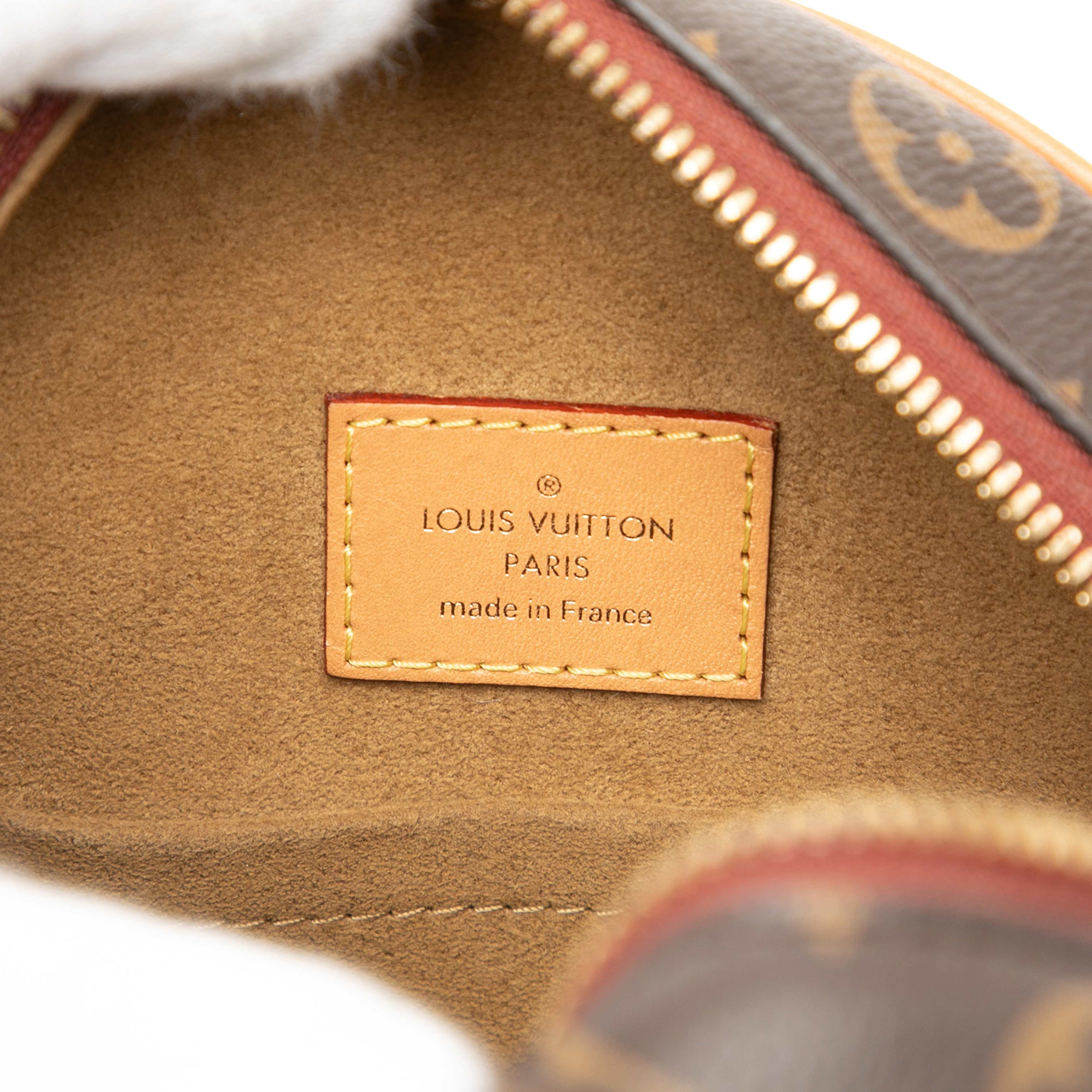 Louis Vuitton Monogram Boite Chapeaux Souple Mm, från Luxclusif, i färgen brown. Klicka för att öppna bilden i stort format