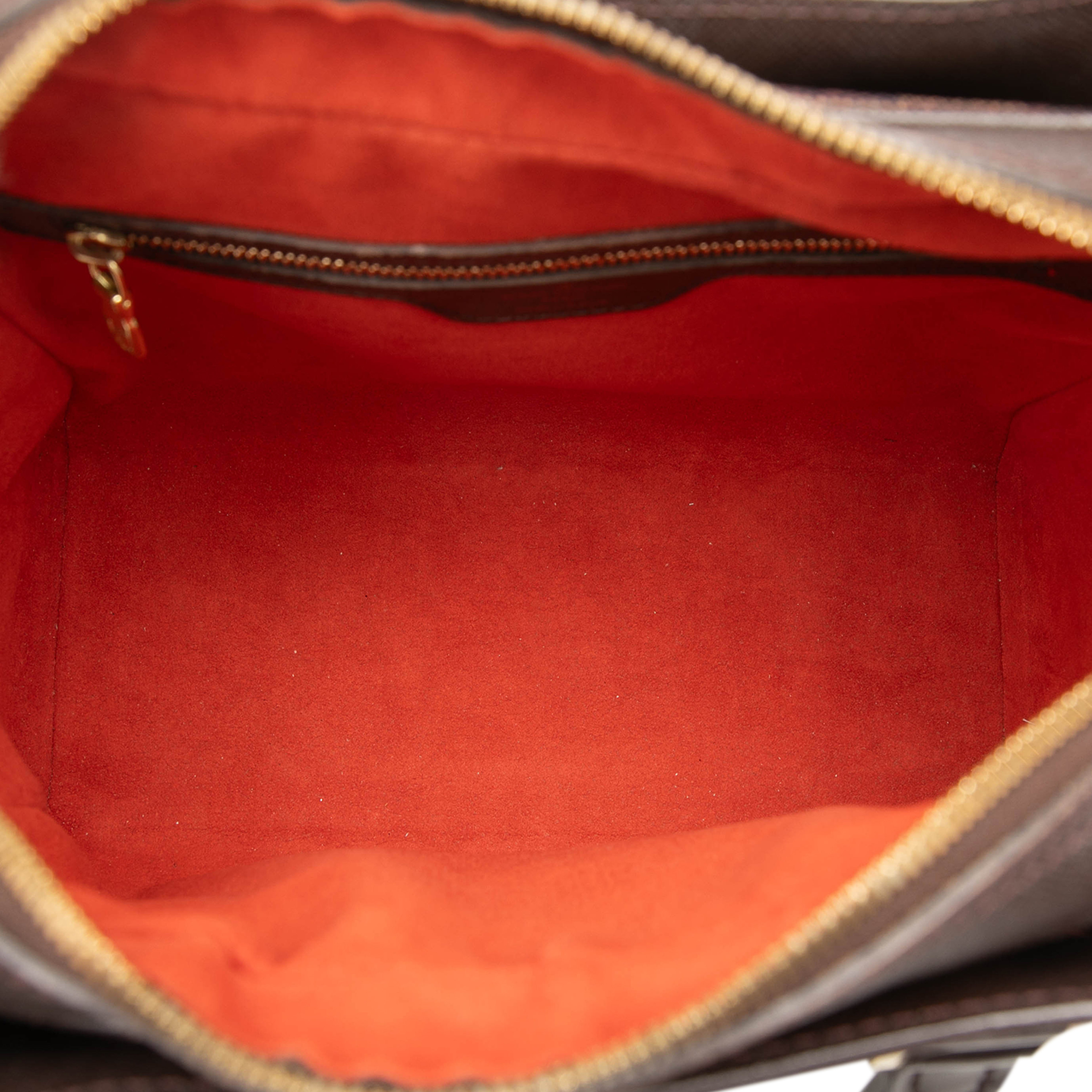 Louis Vuitton Damier Ebene Triana, från Luxclusif, i färgen brown. Klicka för att öppna bilden i stort format