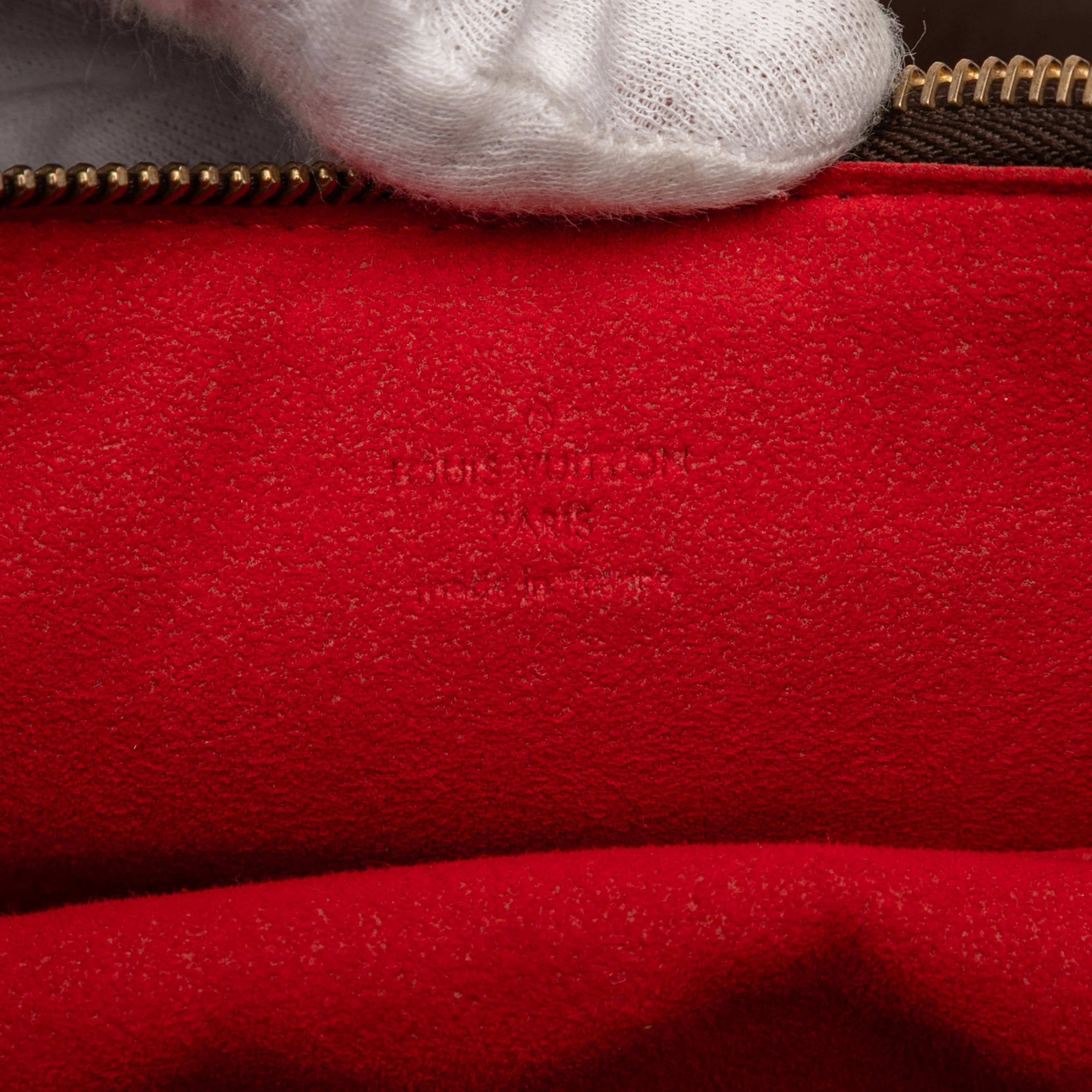 Louis Vuitton Damier Ebene Highbury, från Luxclusif, i färgen brown. Klicka för att öppna bilden i stort format