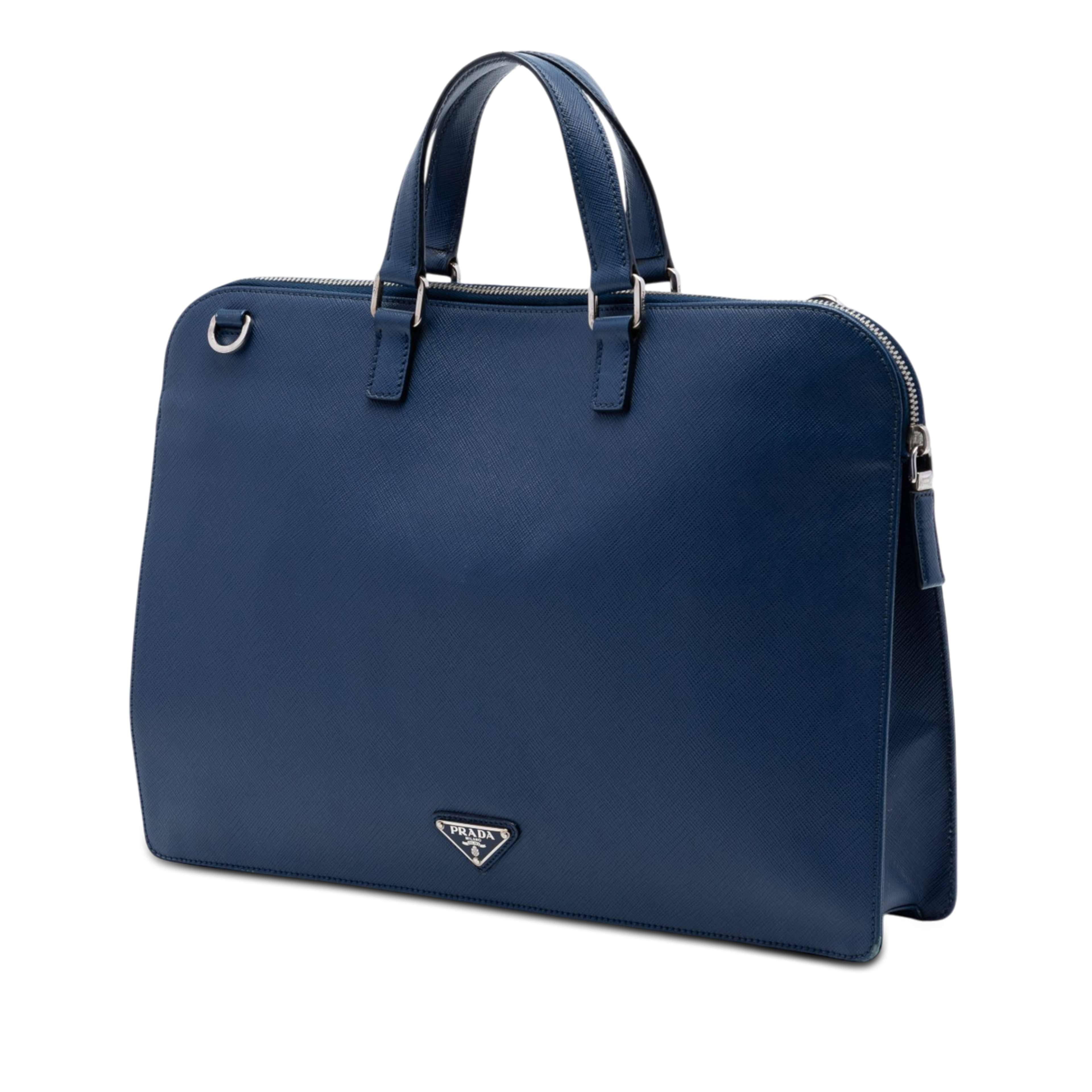Prada Saffiano Cuir Travel Front Zip Pocket Briefcase, från Luxclusif, i färgen blue. Klicka för att öppna bilden i stort format