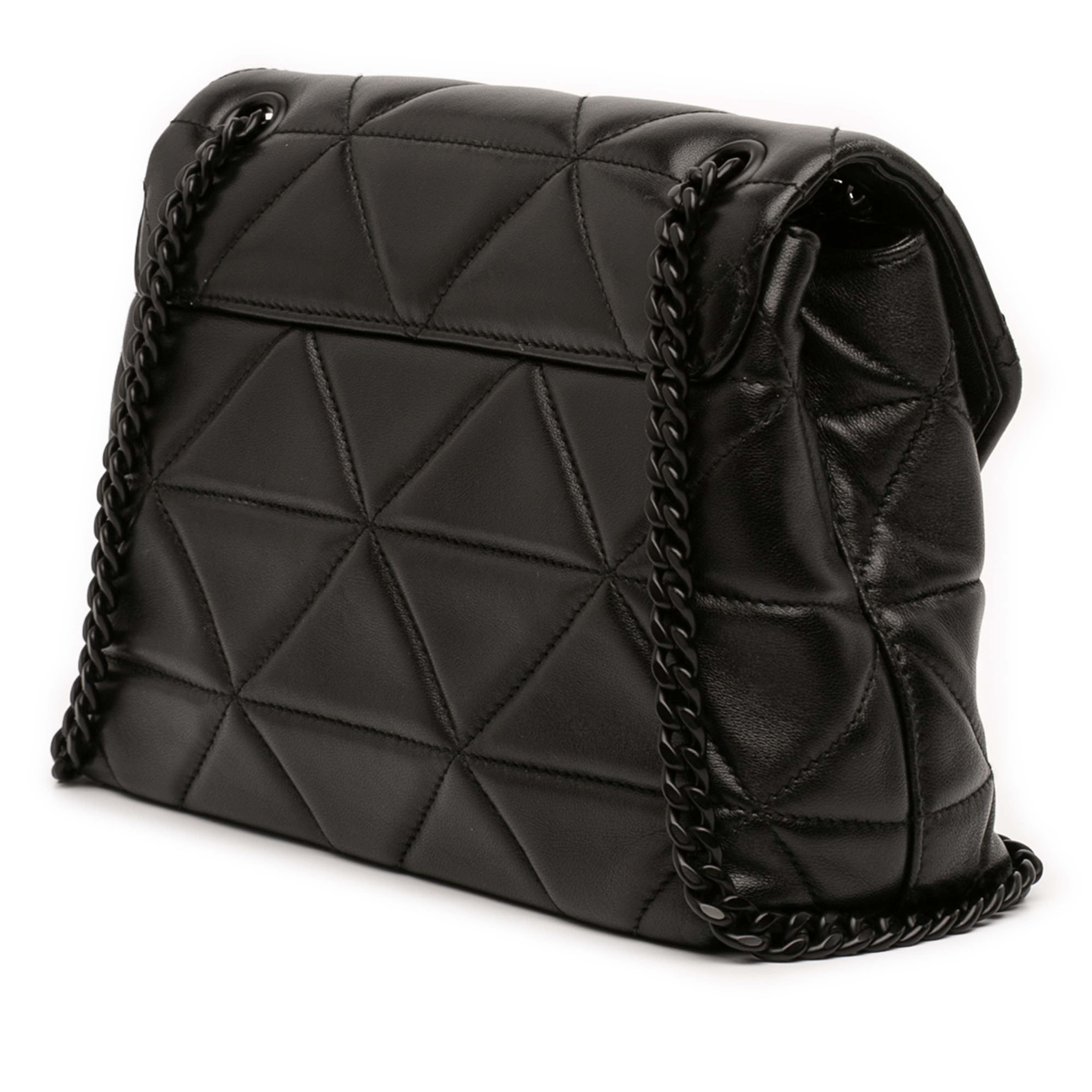 Prada Small Nappa Triangle Stitched Spectrum Flap, från Luxclusif, i färgen black. Klicka för att öppna bilden i stort format