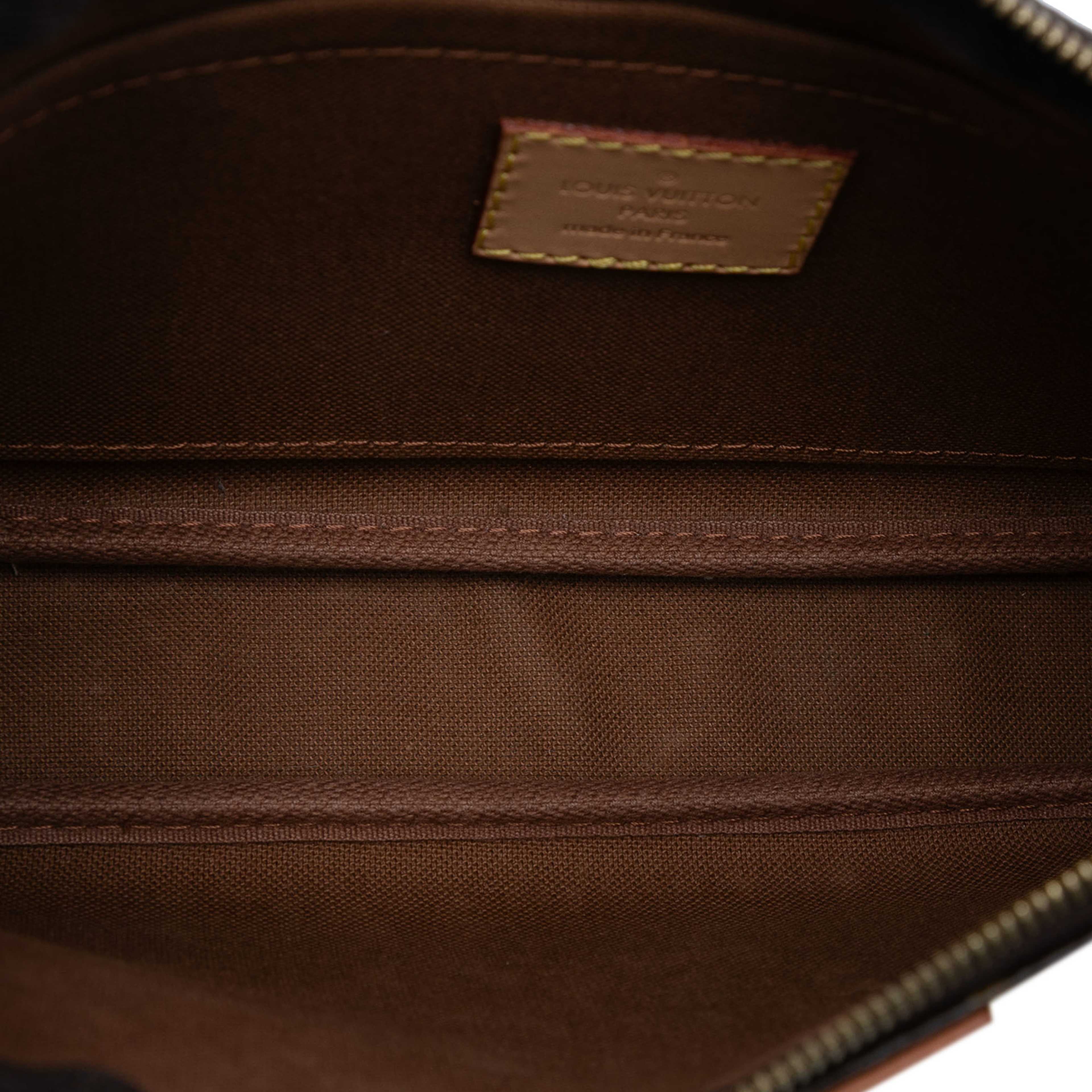 Louis Vuitton Monogram Multi Pochette Accessoires, från Luxclusif, i färgen brown. Klicka för att öppna bilden i stort format