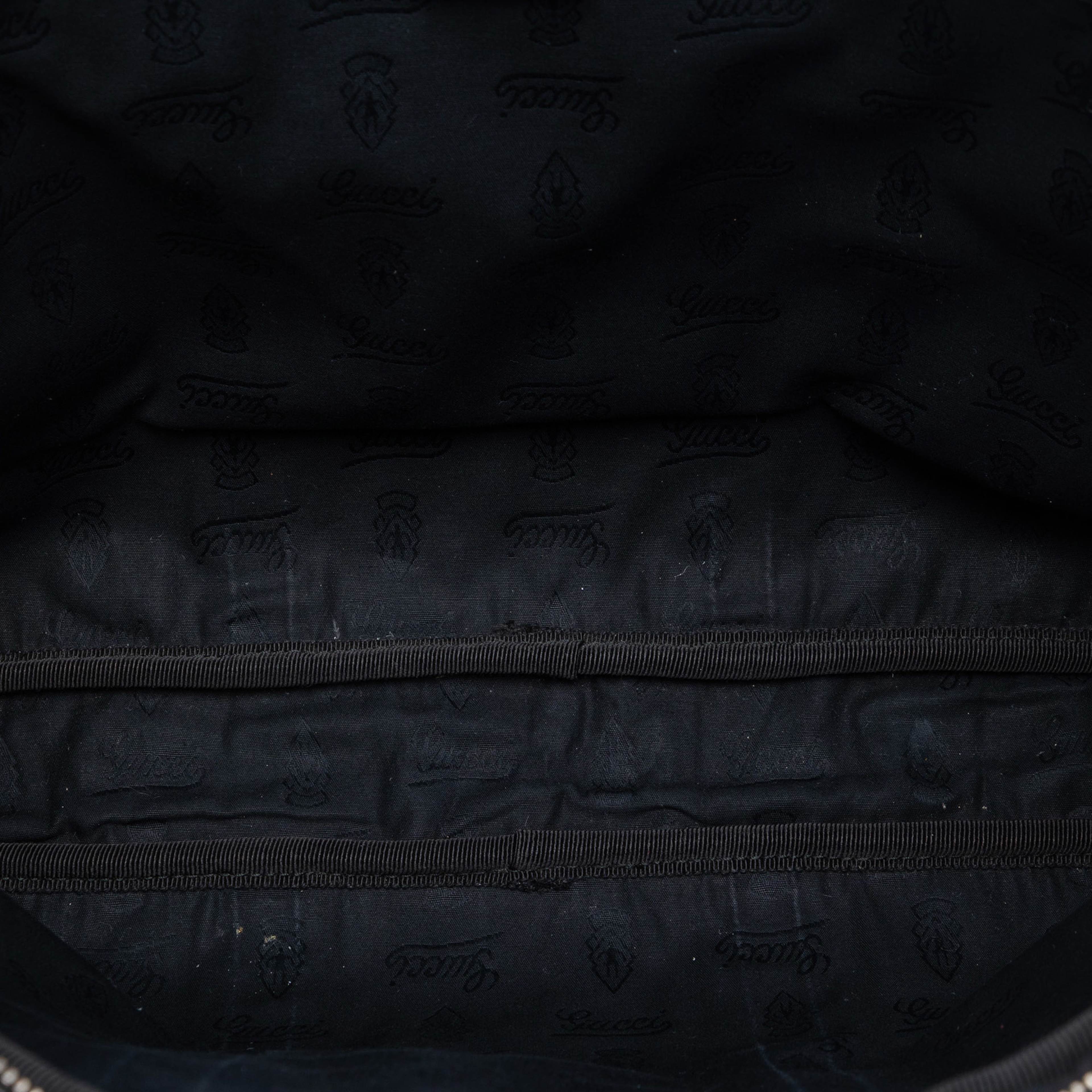 Gucci Gg Imprime Business Bag, från Luxclusif, i färgen black. Klicka för att öppna bilden i stort format