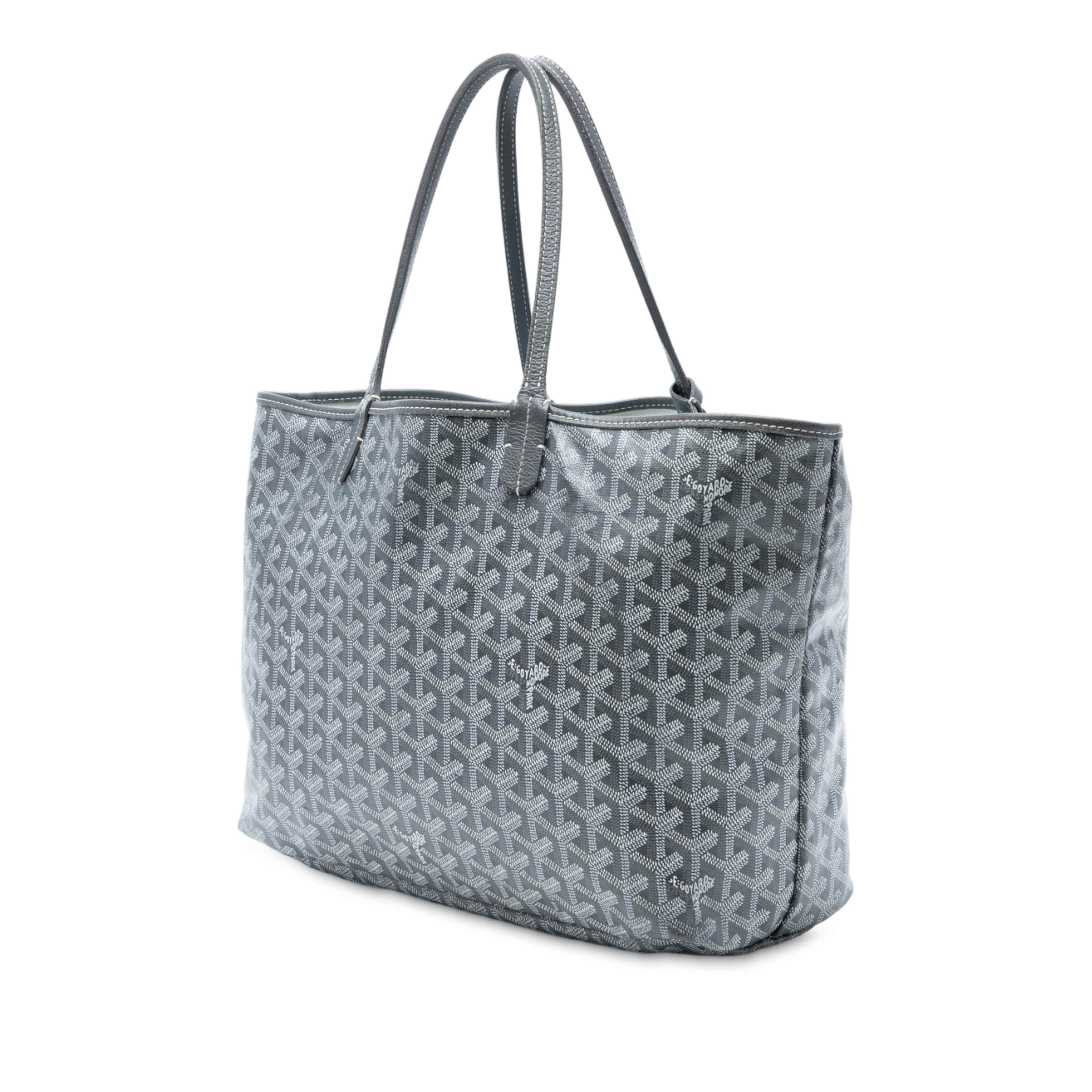 Goyard Goyardine Saint Louis Pm, från Luxclusif, i färgen light gray. Klicka för att öppna bilden i stort format