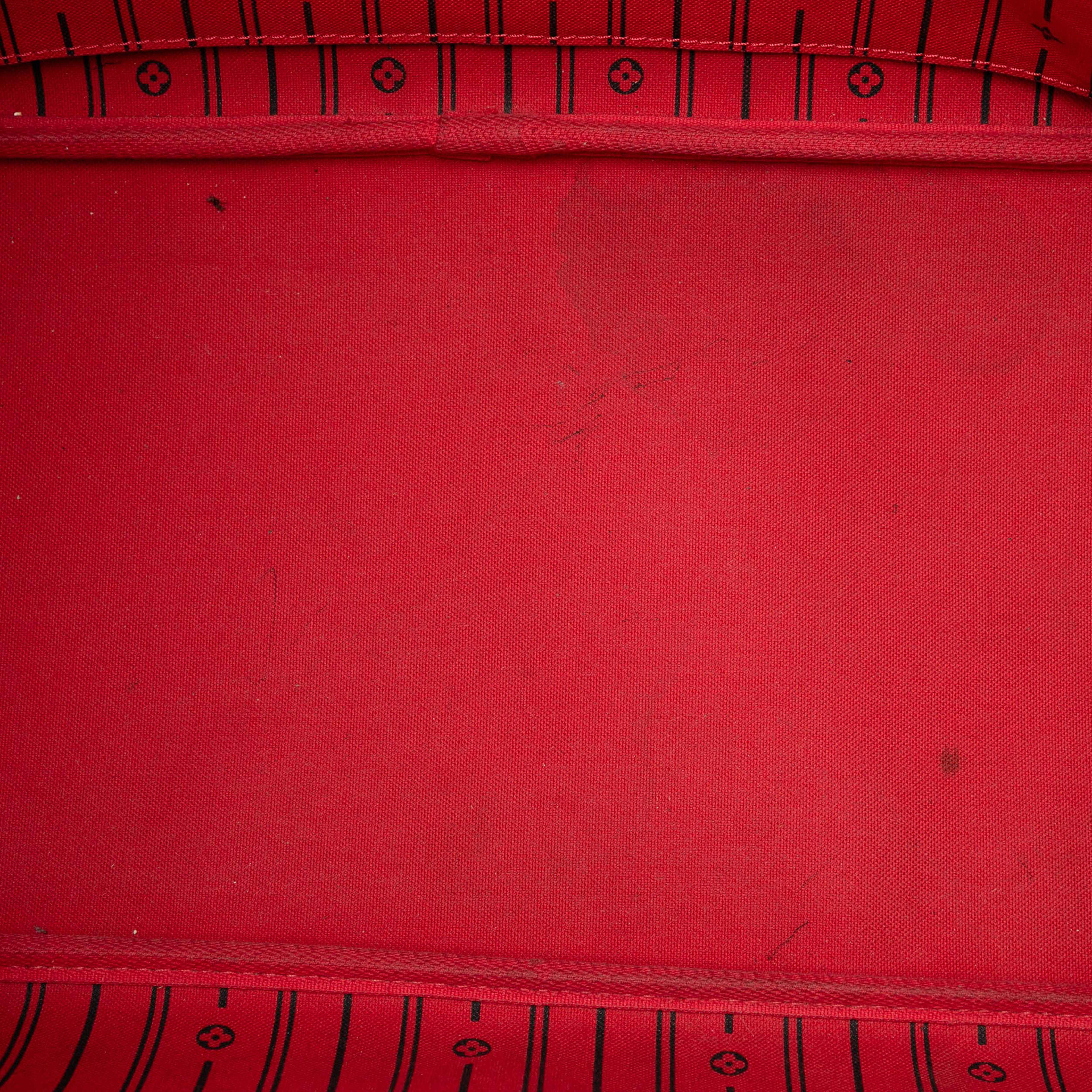 Louis Vuitton Damier Ebene Neverfull Gm, från Luxclusif, i färgen brown. Klicka för att öppna bilden i stort format