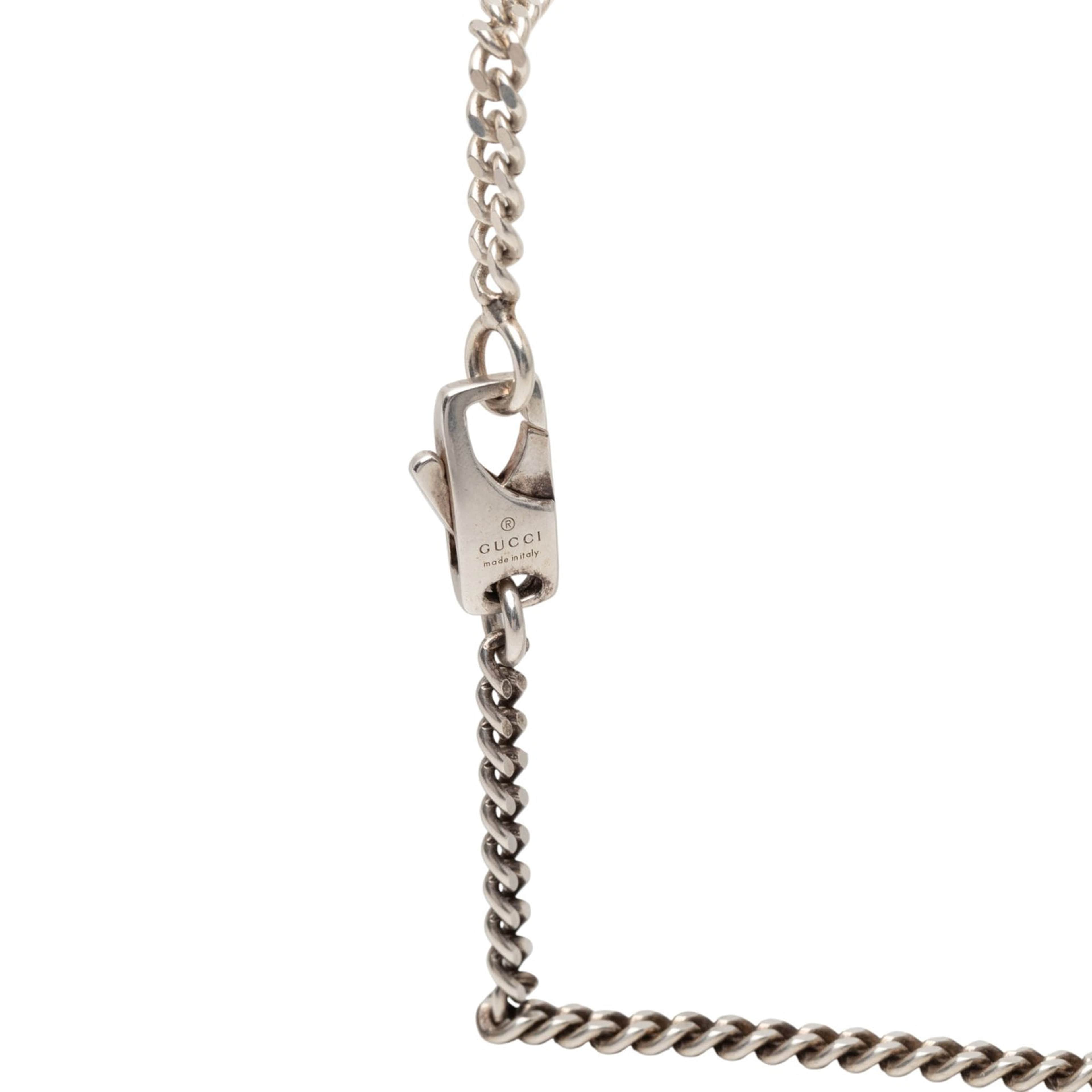 Gucci Sterling Silver Interlocking G Necklace, från Luxclusif, i färgen silver. Klicka för att öppna bilden i stort format