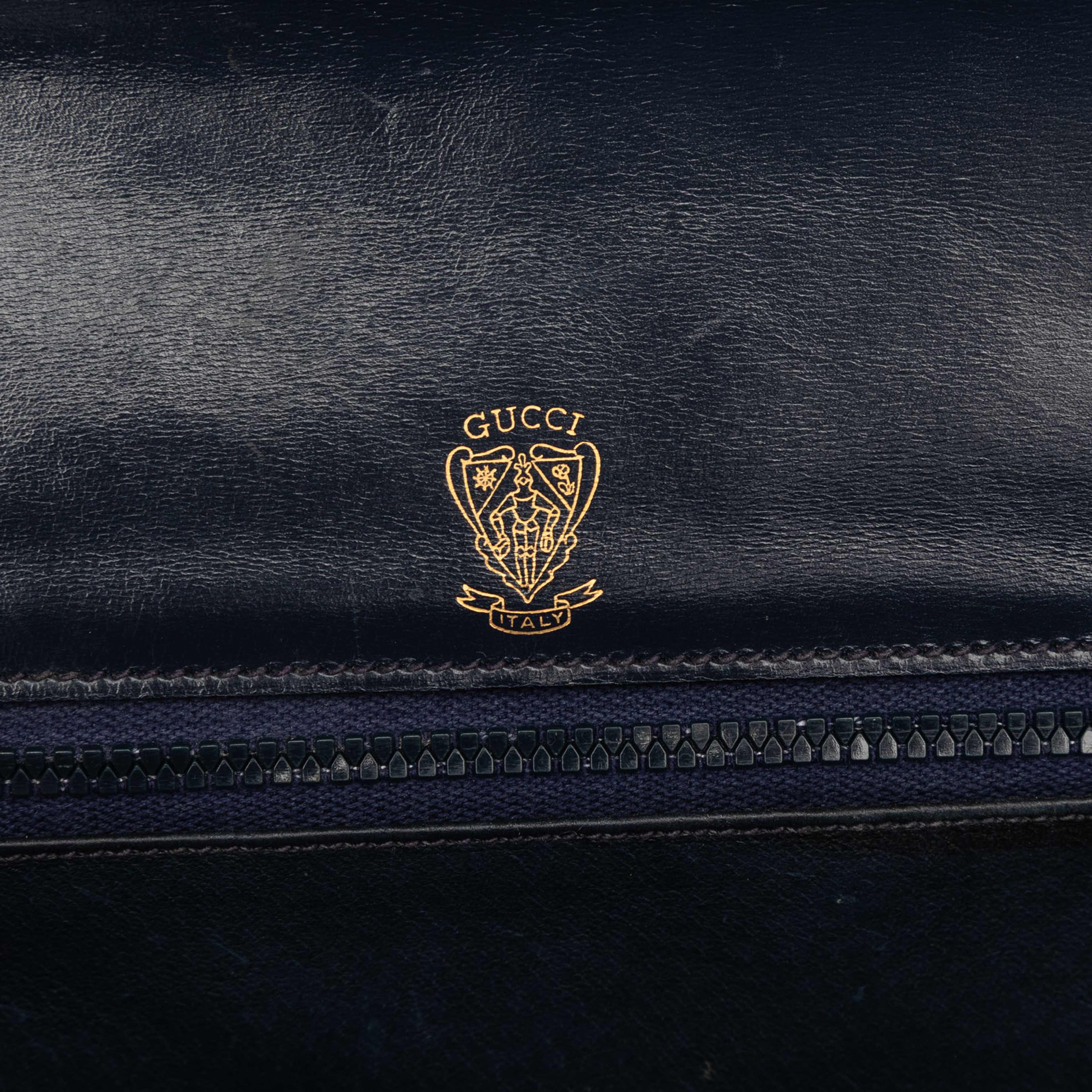 Gucci Calfskin Bamboo Night, från Luxclusif, i färgen navy. Klicka för att öppna bilden i stort format
