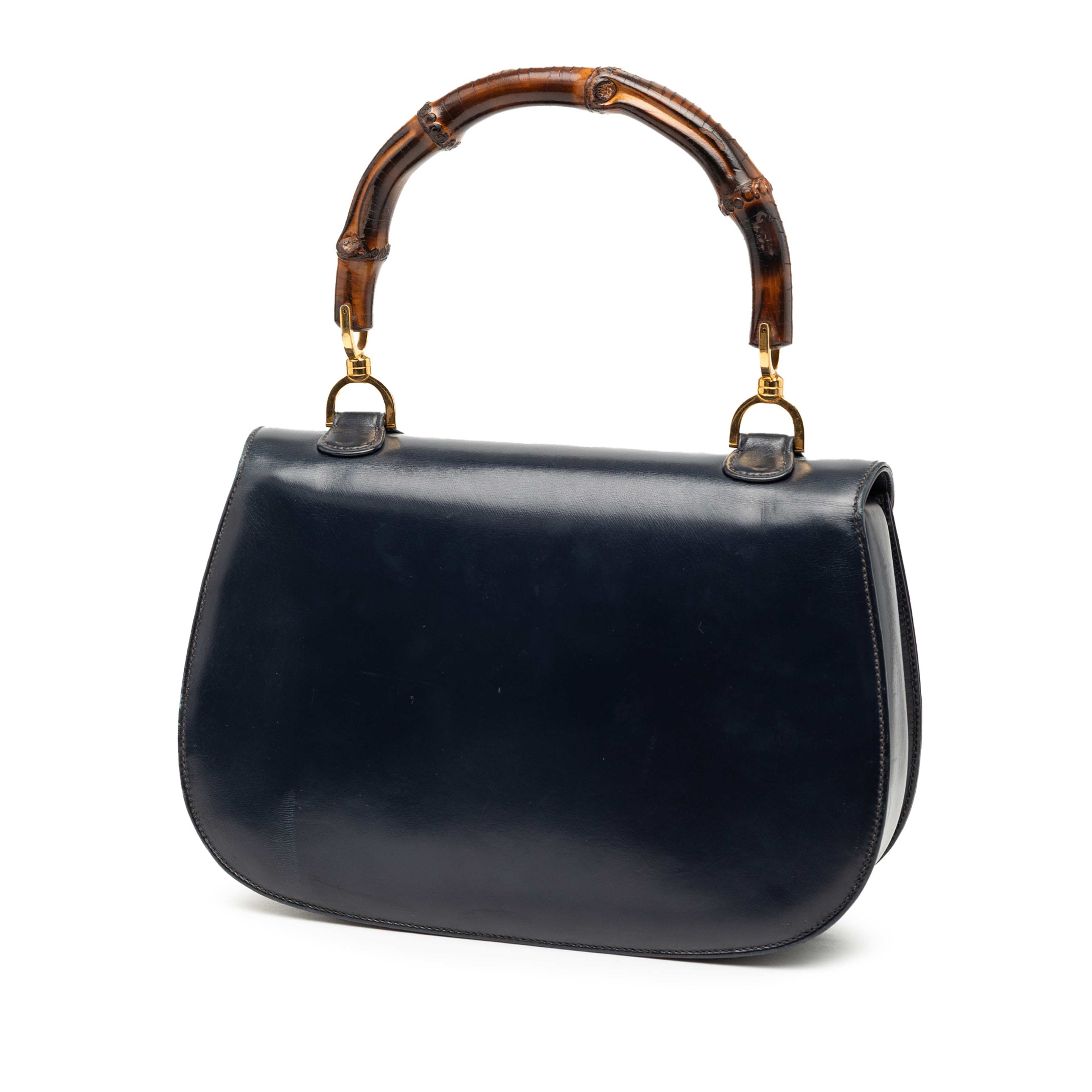 Gucci Calfskin Bamboo Night, från Luxclusif, i färgen navy. Klicka för att öppna bilden i stort format