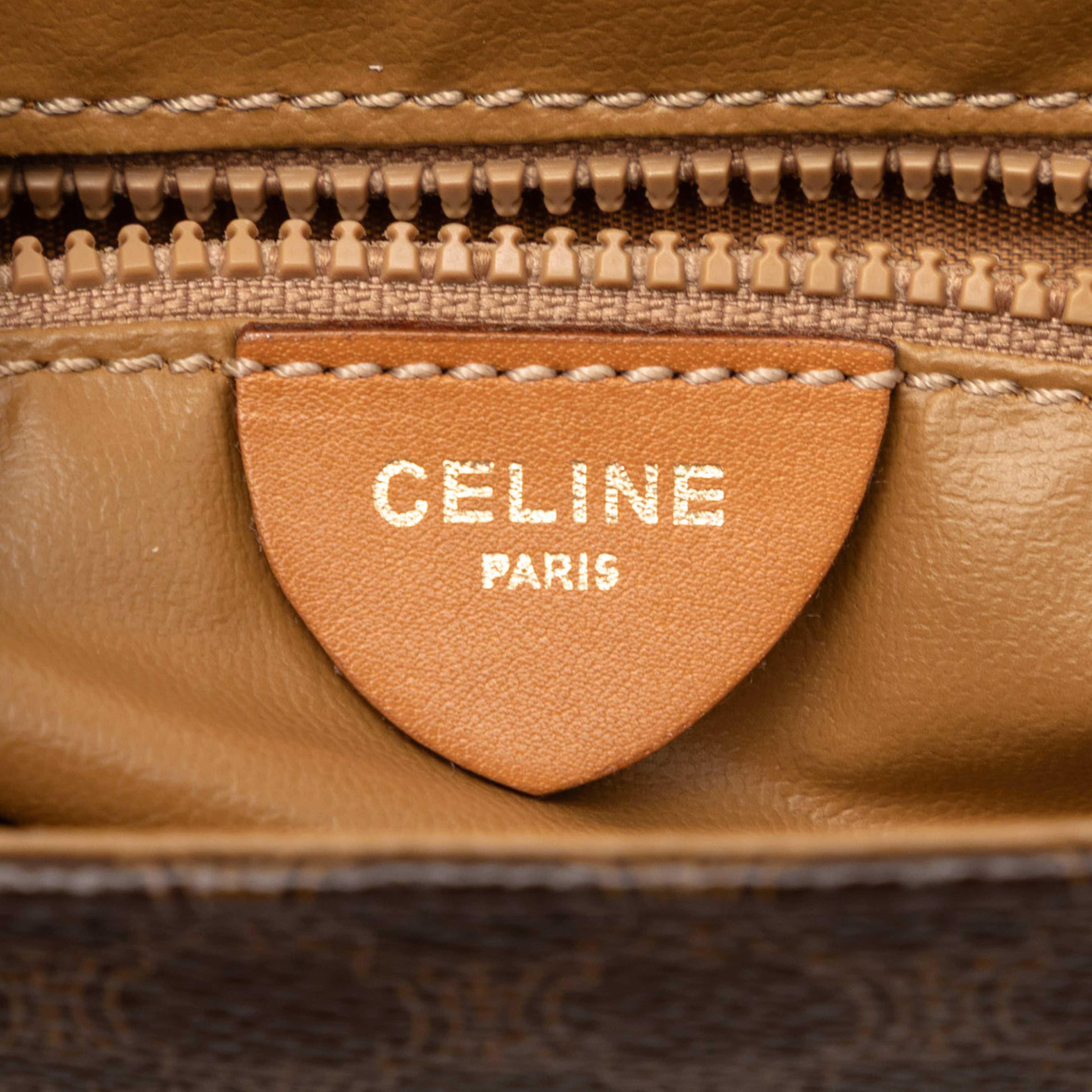 Celine Macadam Coated Canvas Crossbody, från Luxclusif, i färgen brown. Klicka för att öppna bilden i stort format