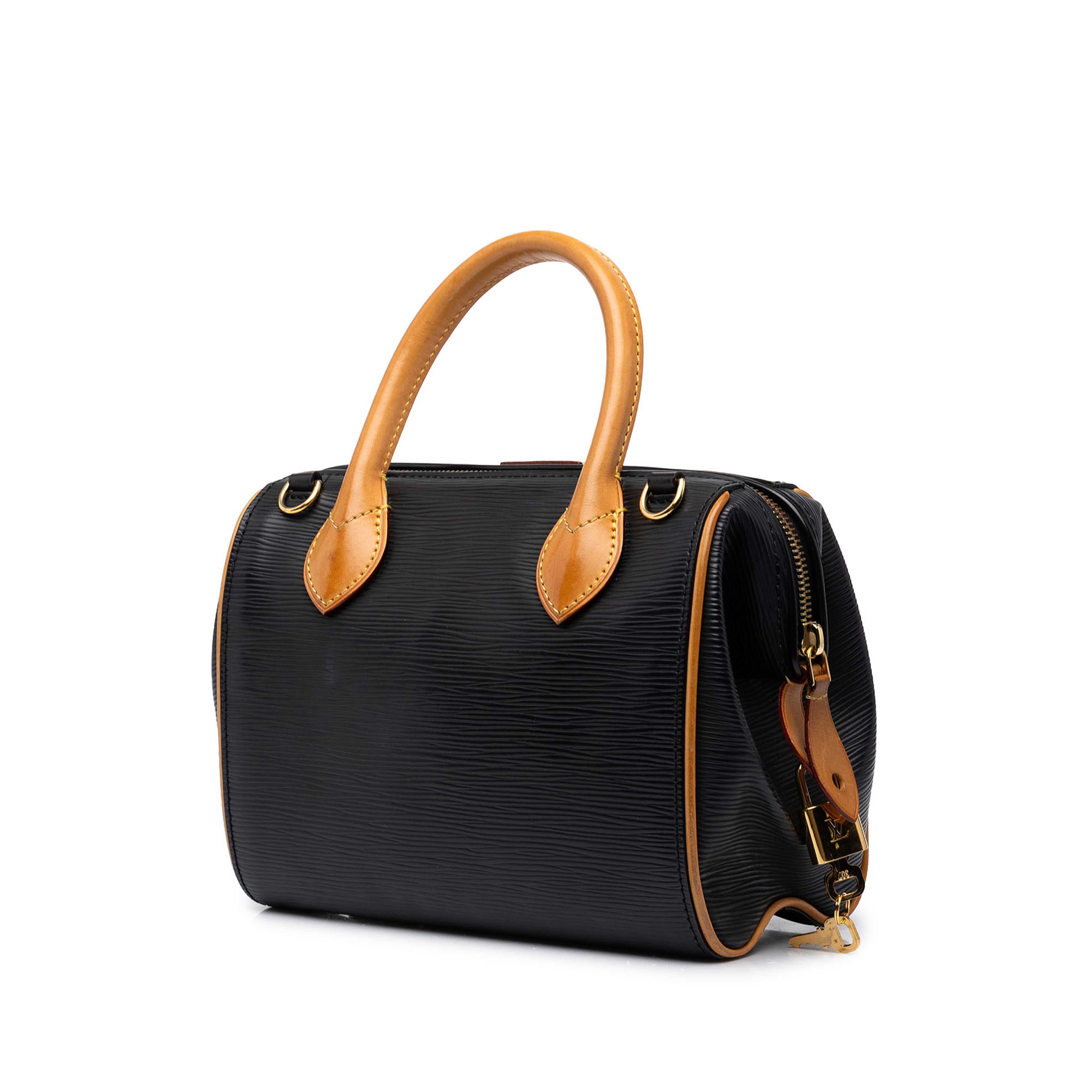 Louis Vuitton Epi Doc Bb, från Luxclusif, i färgen svart. Klicka för att öppna bilden i stort format