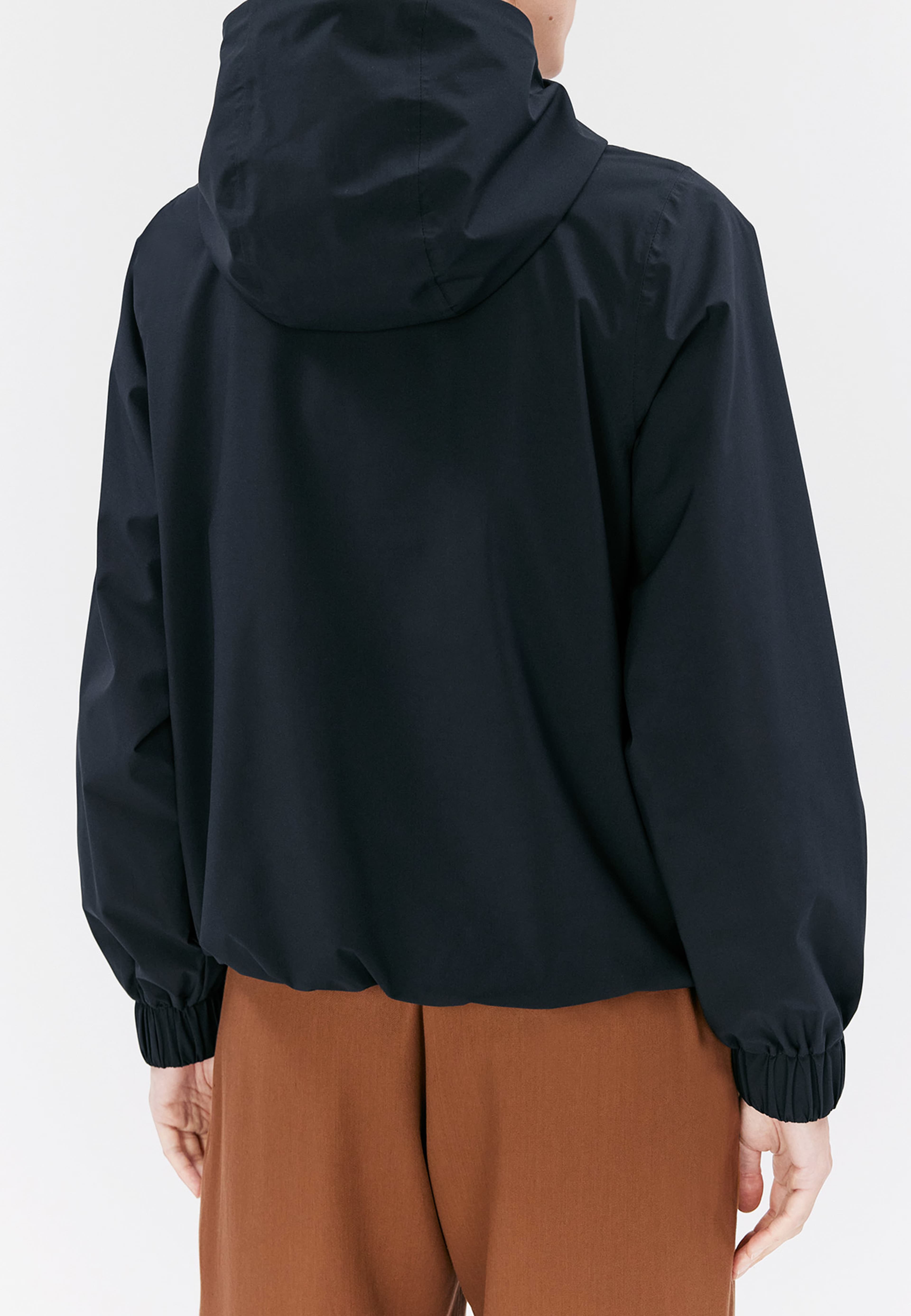 Sallie               W´s Jacket, från ELVINE, i färgen dark navy. Klicka för att öppna bilden i stort format