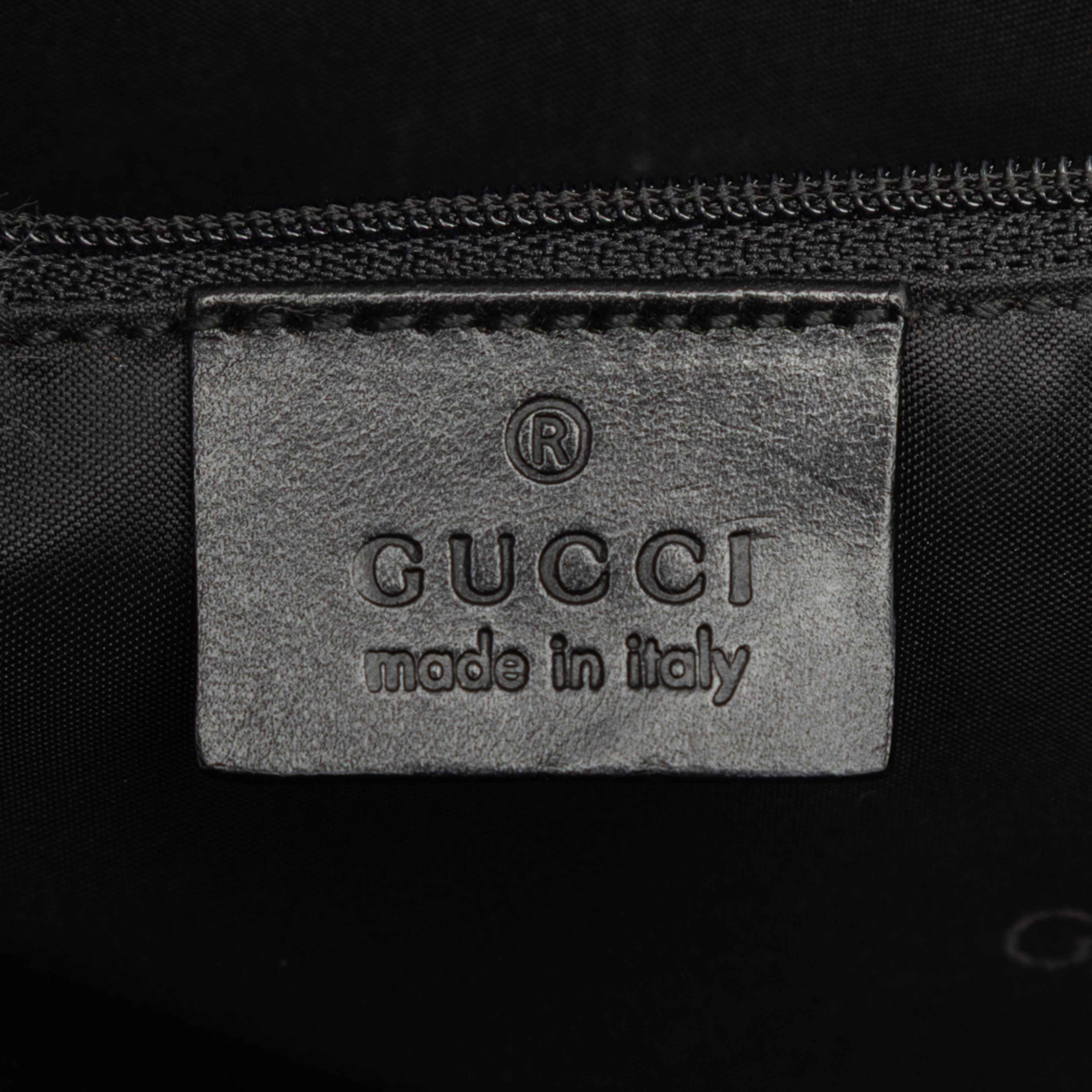 Gucci Calfskin Jackie Handbag, från Luxclusif, i färgen black. Klicka för att öppna bilden i stort format