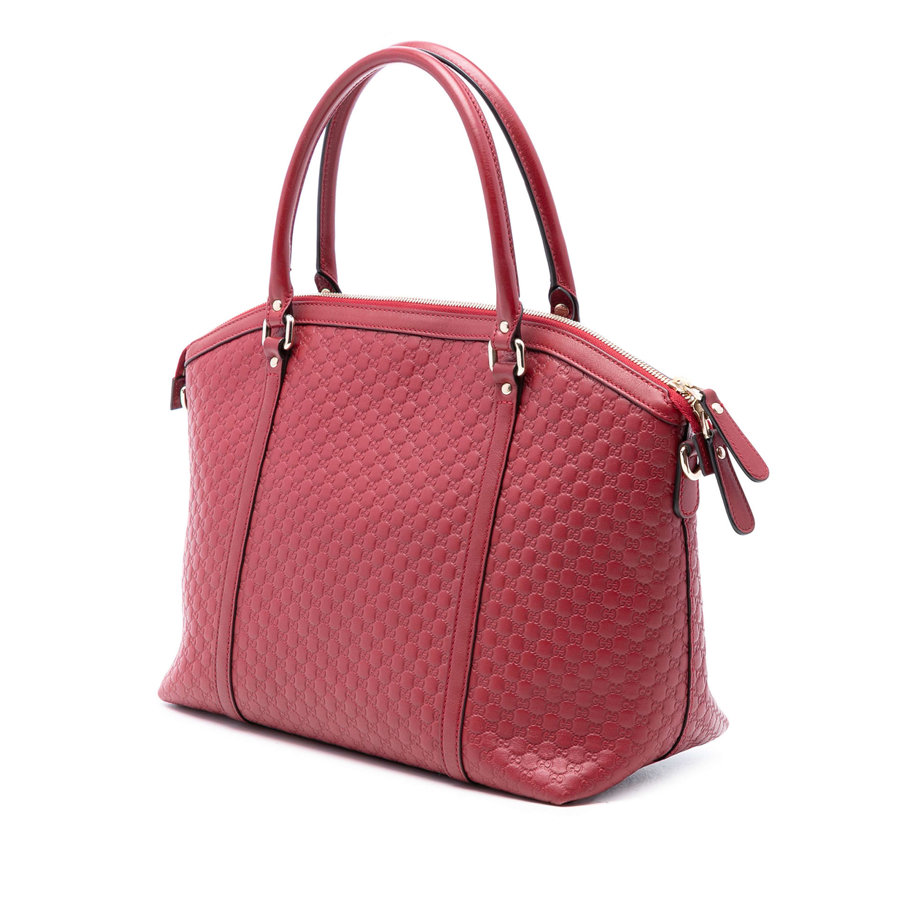 Gucci Large Microguccissima Dome Satchel, från Luxclusif, i färgen red. Klicka för att öppna bilden i stort format