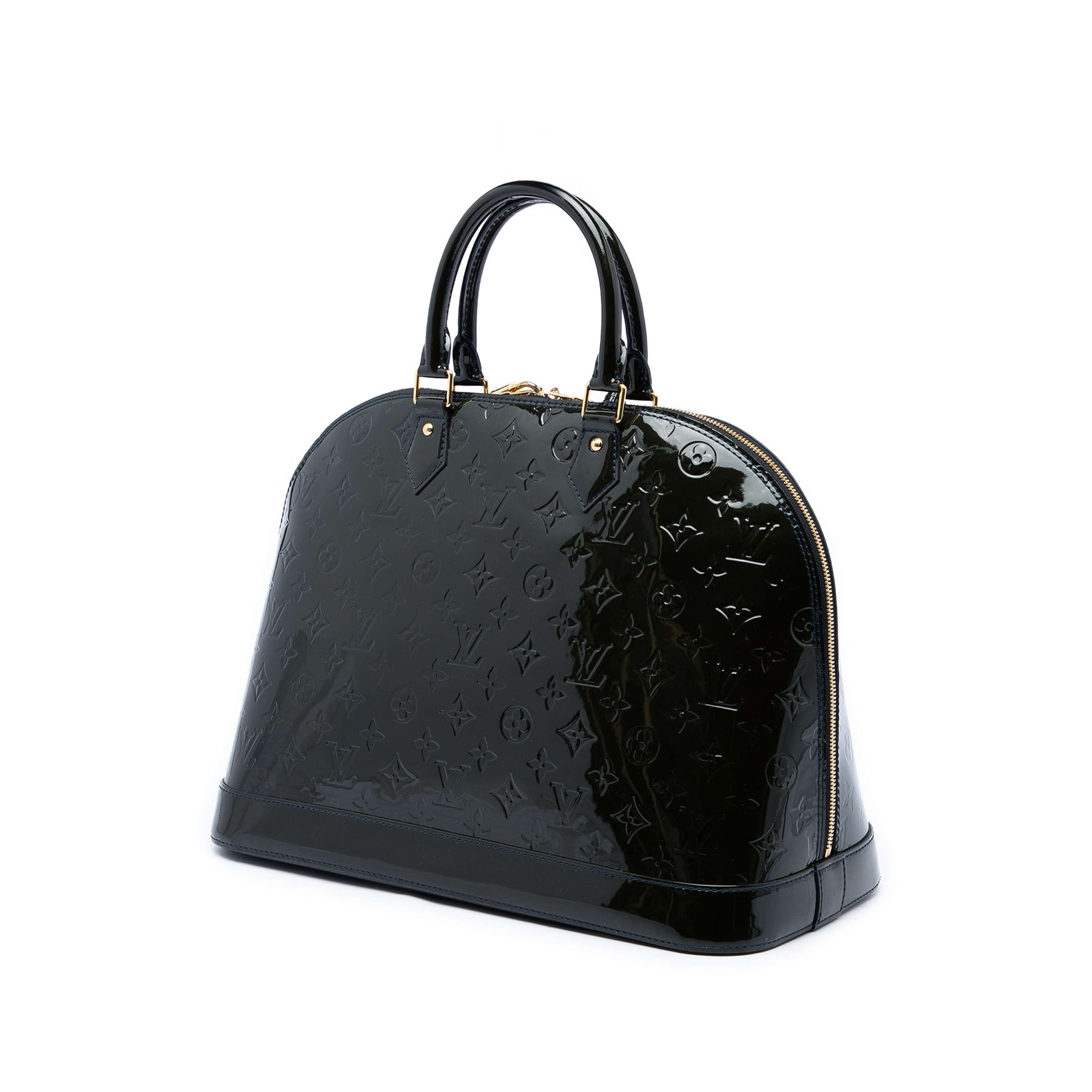 Louis Vuitton Monogram Vernis Alma Gm, från Luxclusif, i färgen blå. Klicka för att öppna bilden i stort format