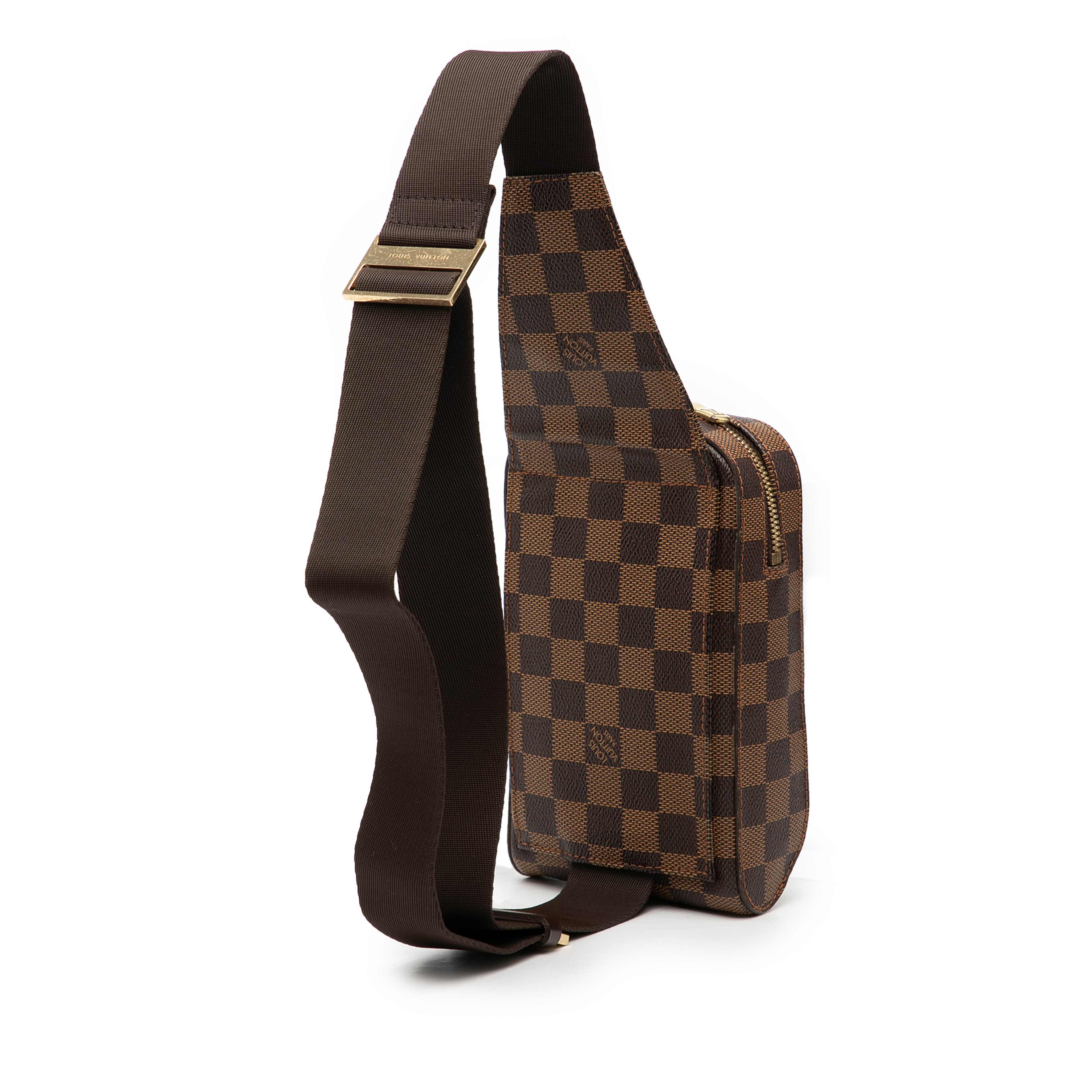 Louis Vuitton Damier Ebene Geronimos, från Luxclusif, i färgen brown. Klicka för att öppna bilden i stort format