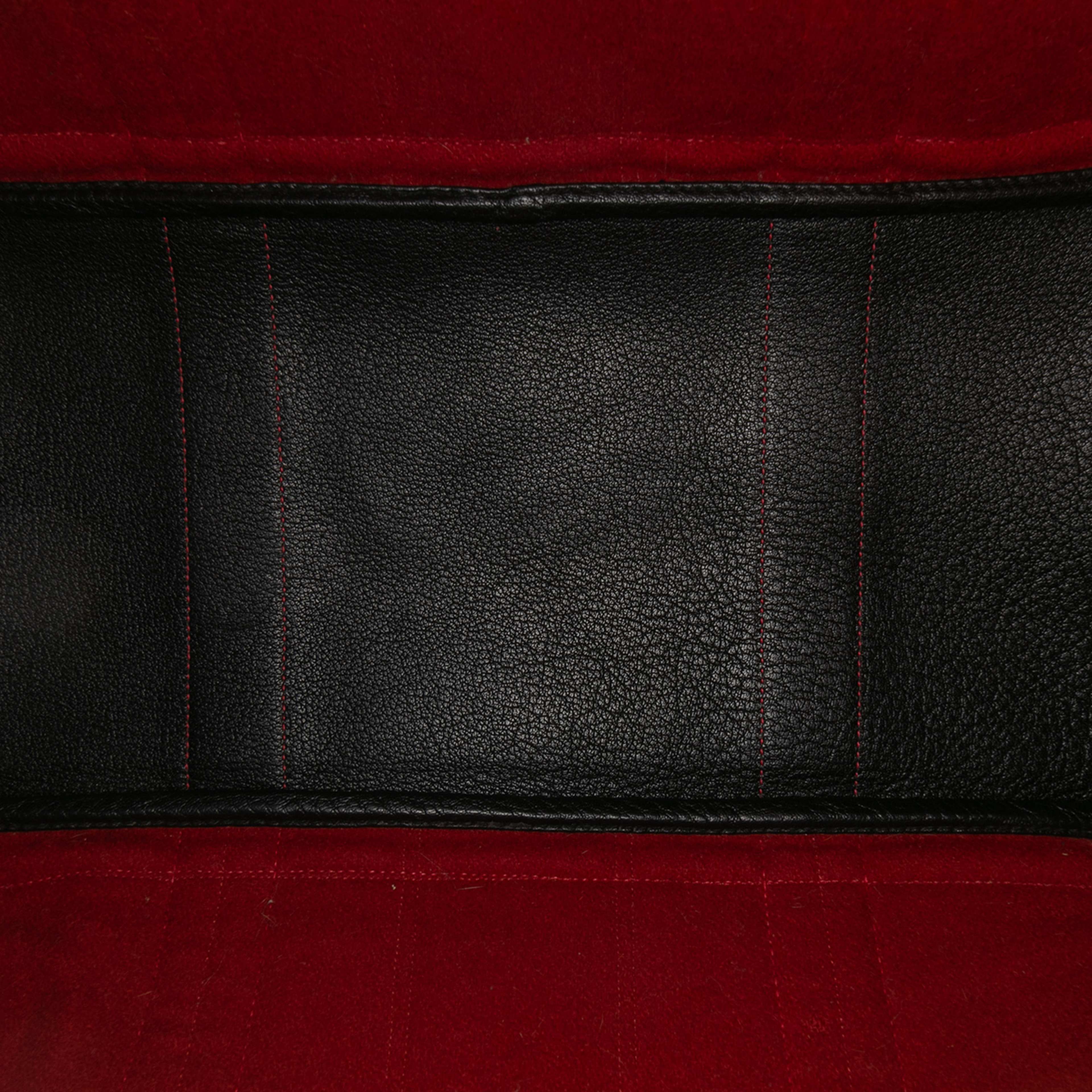 Hermès Ribbed Wool And Negonda Garden Party Voyage 49, från Luxclusif, i färgen red. Klicka för att öppna bilden i stort format