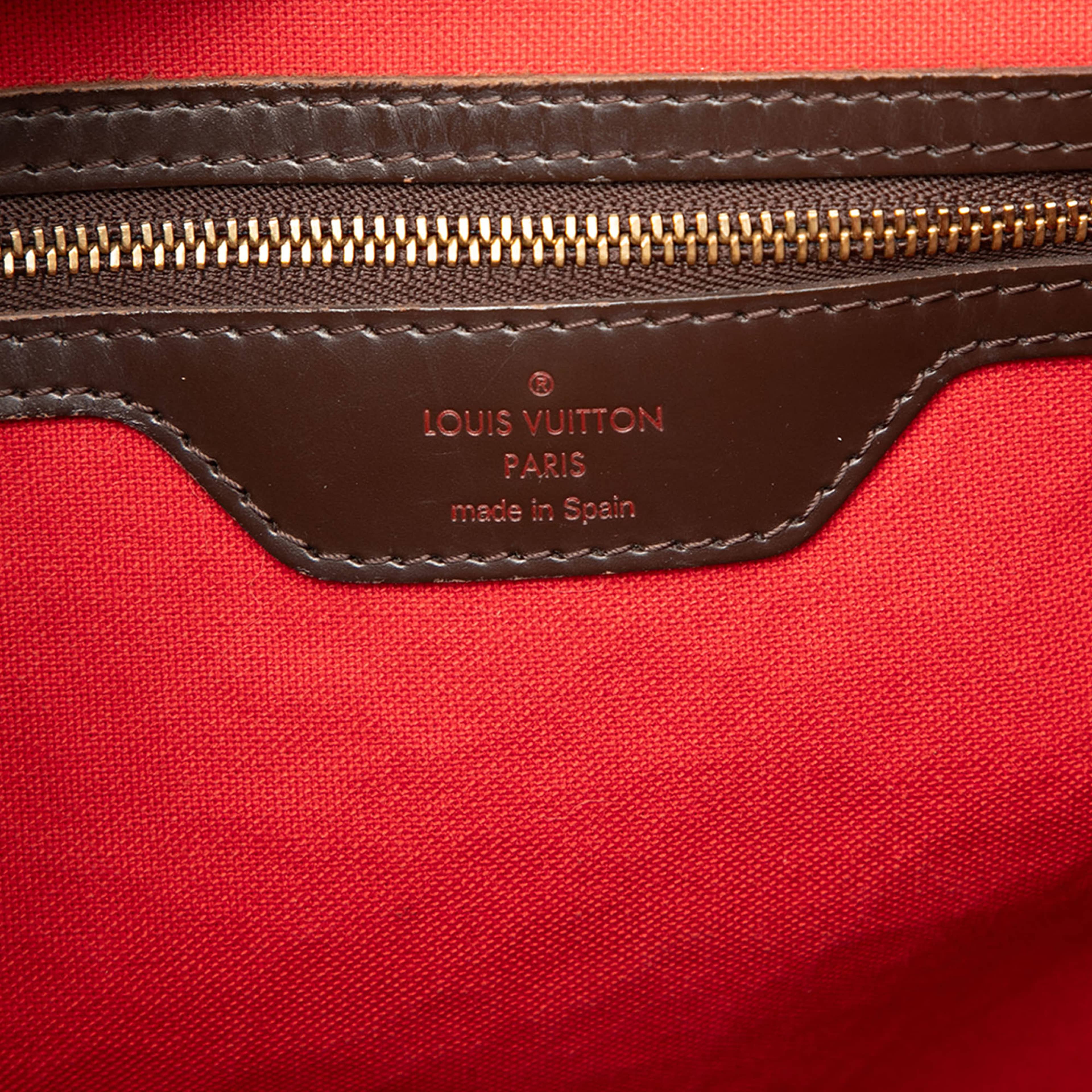 Louis Vuitton Damier Ebene Cabas Rivington, från Luxclusif, i färgen brown. Klicka för att öppna bilden i stort format