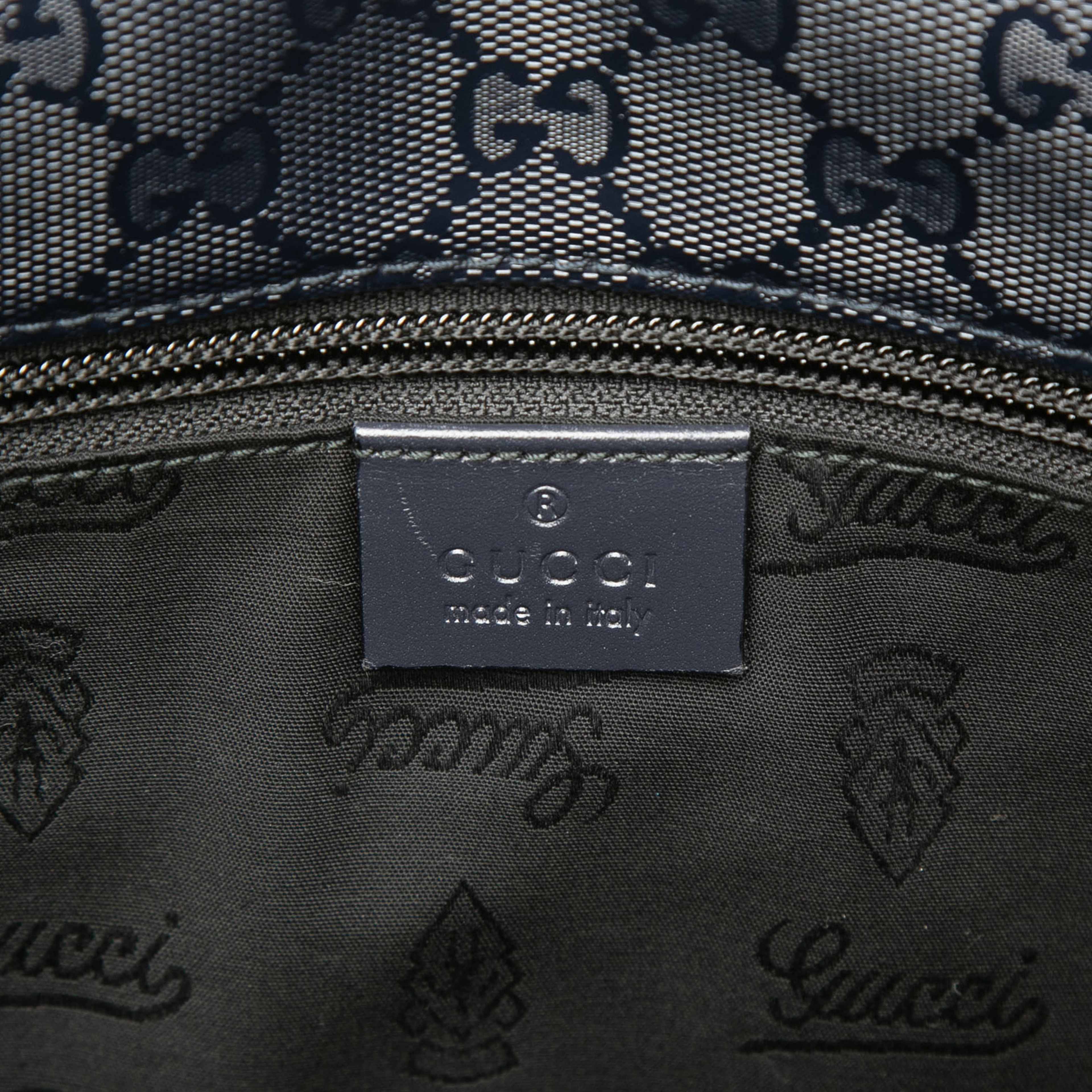 Gucci Gg Imprime Crossbody, från Luxclusif, i färgen svart. Klicka för att öppna bilden i stort format